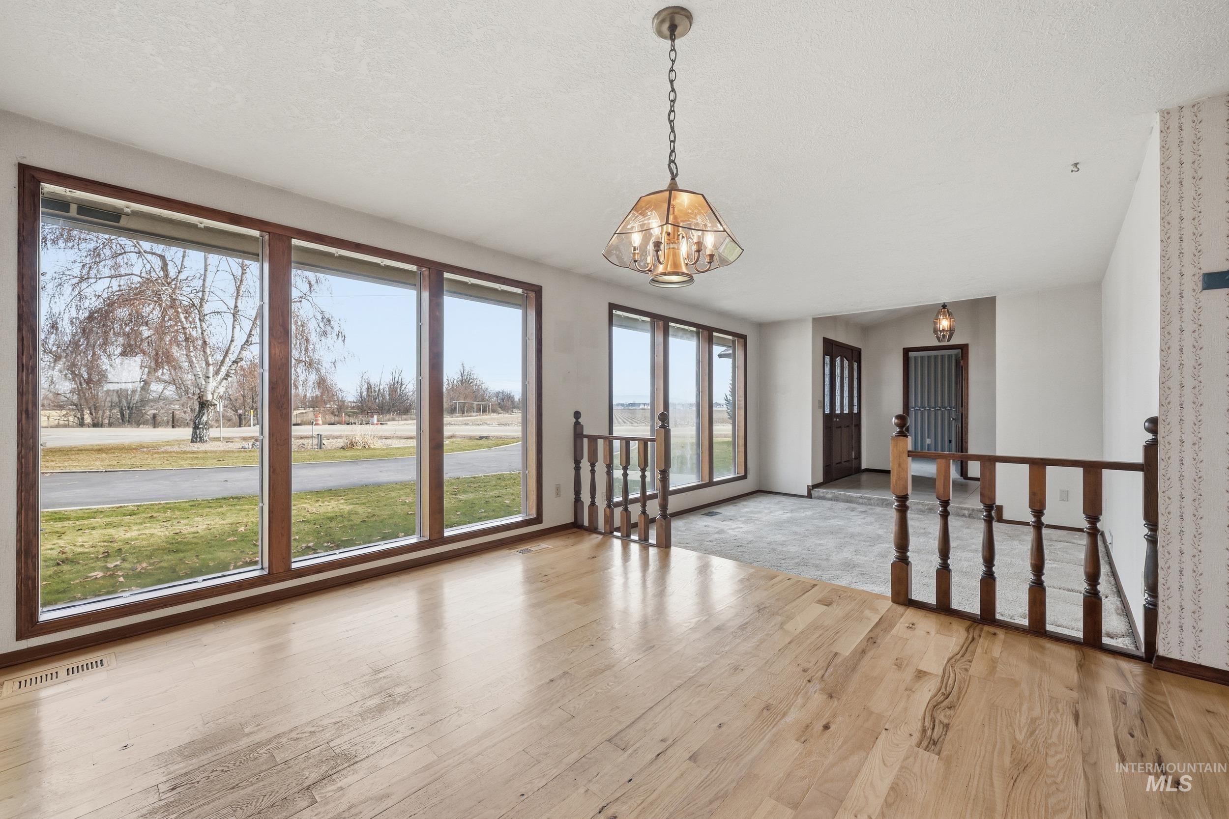 6283 Bud Lane, Star, Idaho 83669, 3 Bedrooms, 2.5 Bathrooms, Residential For Sale, Price $675,000,MLS 98969195