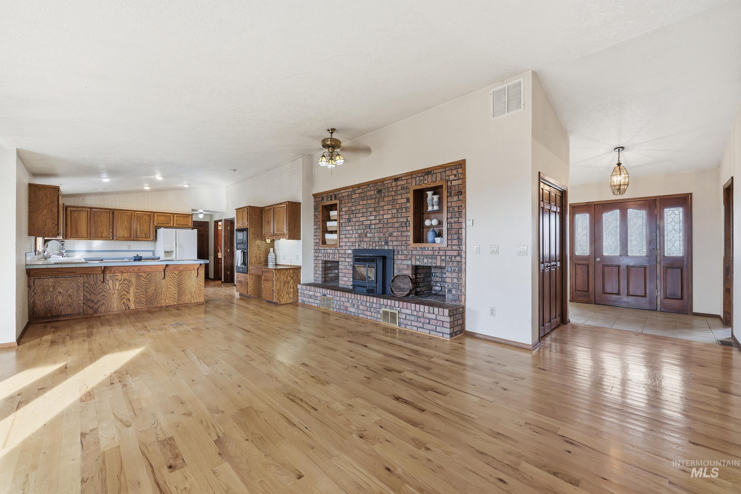 6283 Bud Lane, Star, Idaho 83669, 3 Bedrooms, 2.5 Bathrooms, Residential For Sale, Price $675,000,MLS 98969195