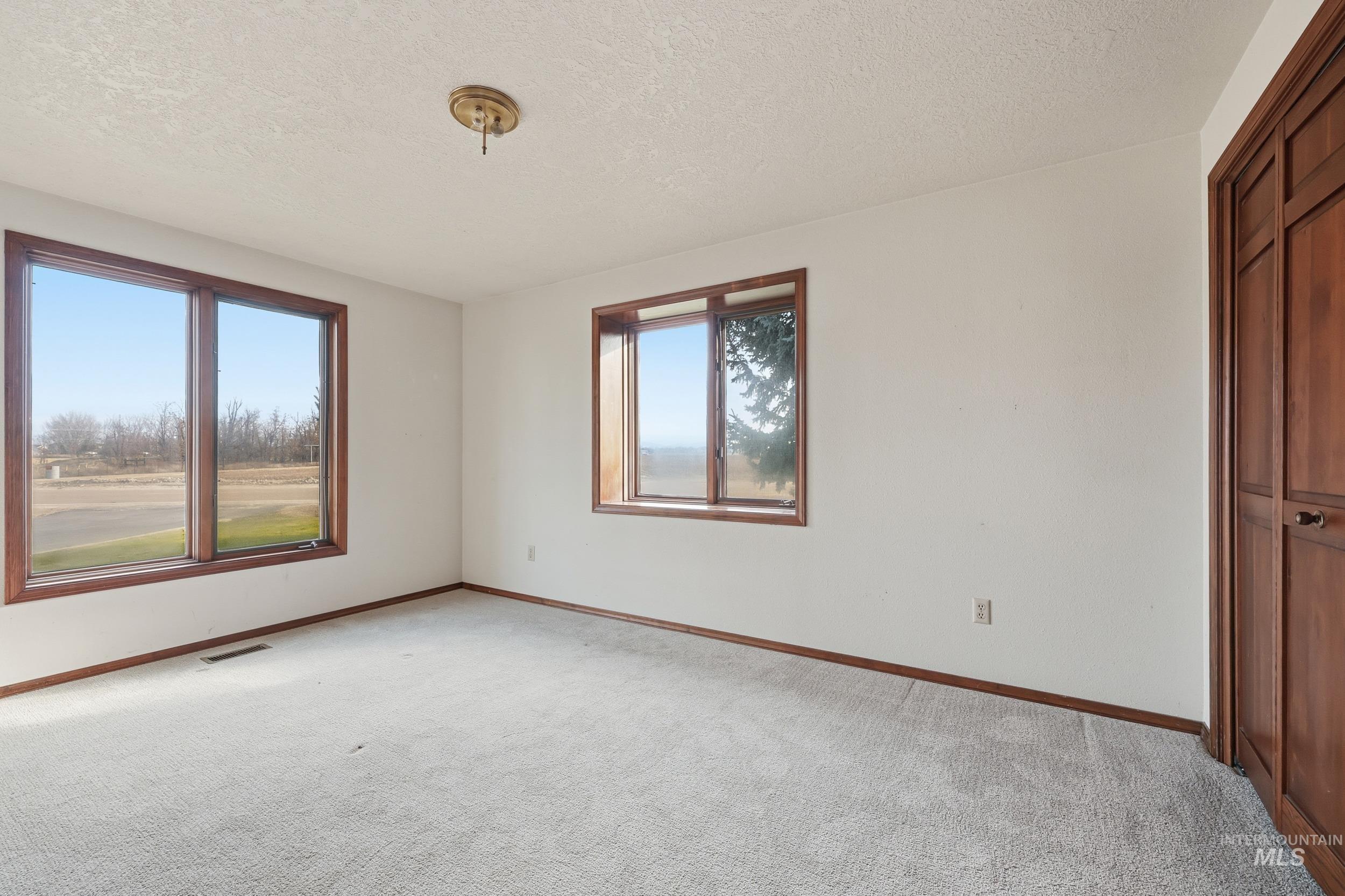 6283 Bud Lane, Star, Idaho 83669, 3 Bedrooms, 2.5 Bathrooms, Residential For Sale, Price $675,000,MLS 98969195