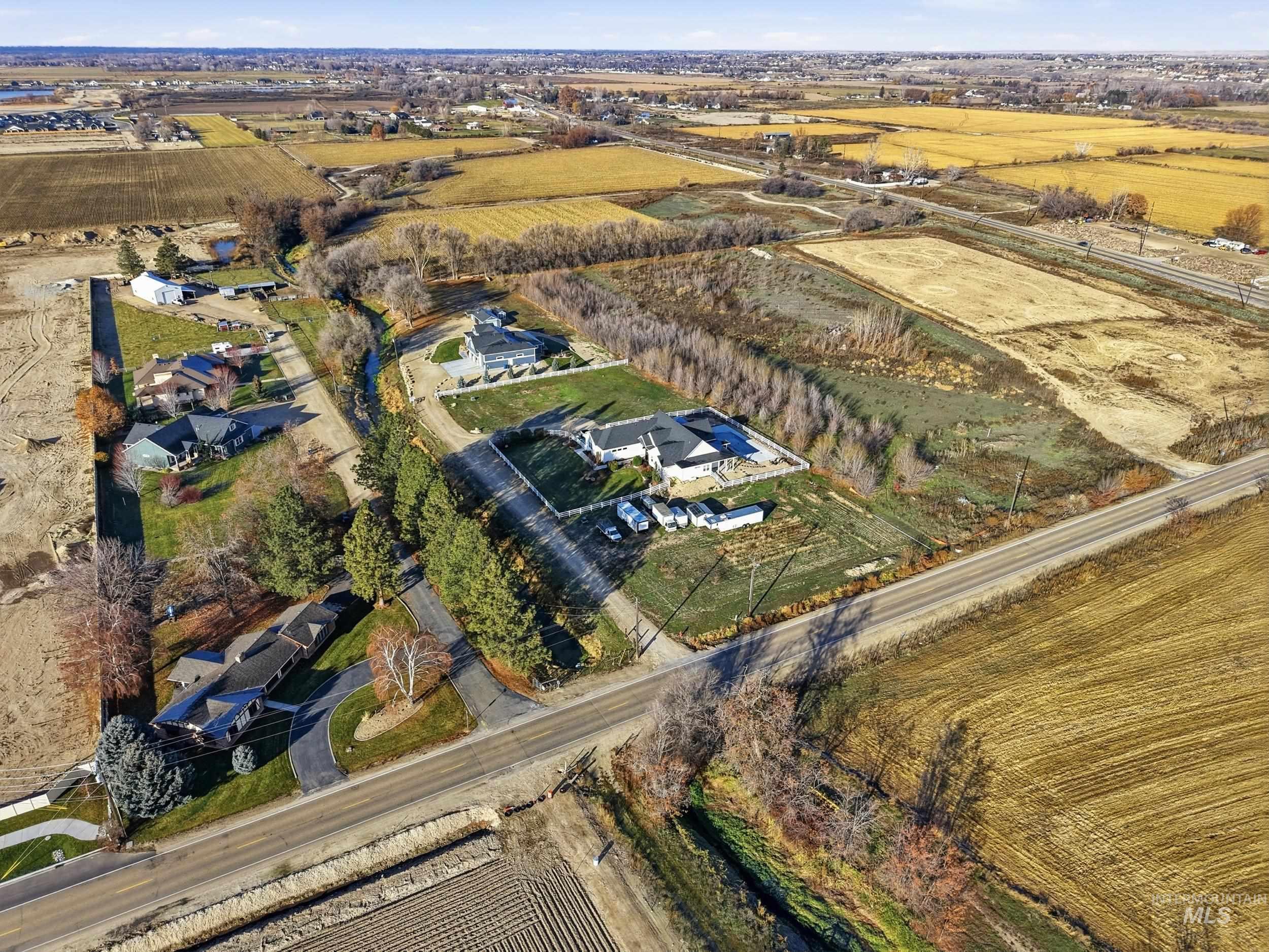 6283 Bud Lane, Star, Idaho 83669, 3 Bedrooms, 2.5 Bathrooms, Residential For Sale, Price $675,000,MLS 98969195