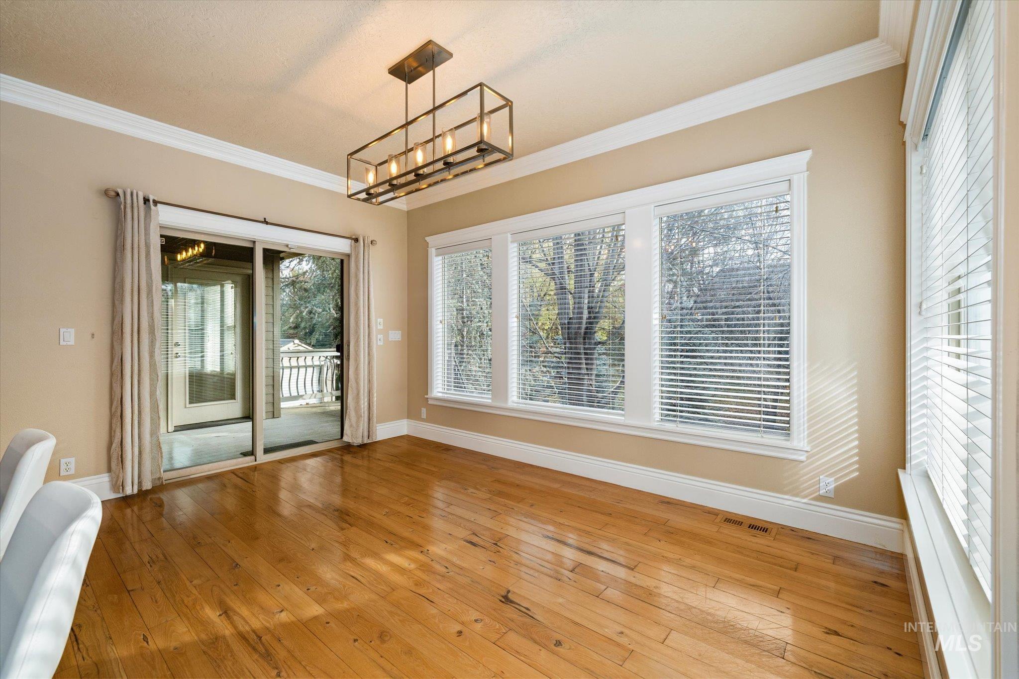 1643 N Watson Pl, Eagle, Idaho 83616, 5 Bedrooms, 4.5 Bathrooms, Residential For Sale, Price $1,289,000,MLS 98969198