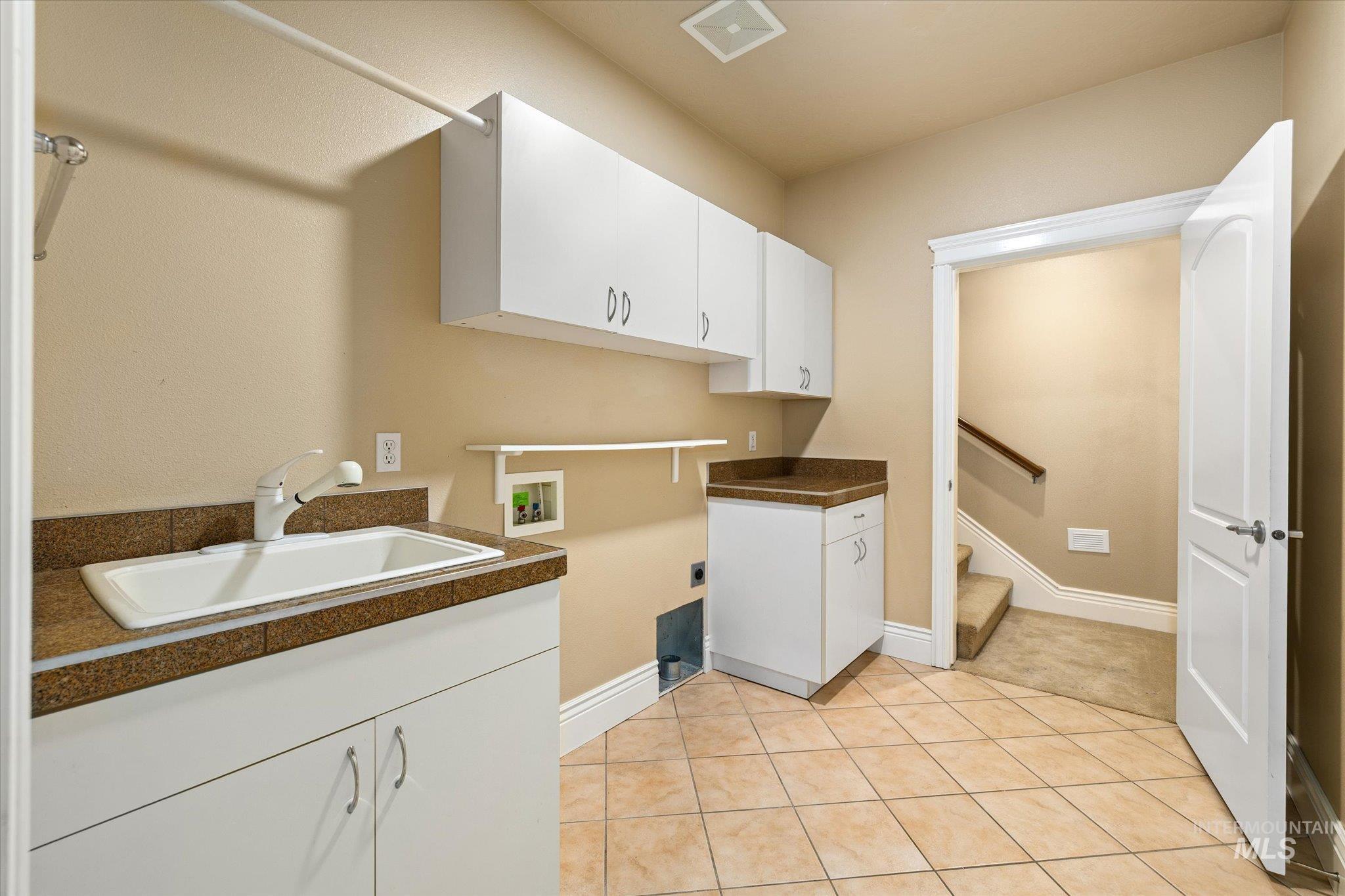 1643 N Watson Pl, Eagle, Idaho 83616, 5 Bedrooms, 4.5 Bathrooms, Residential For Sale, Price $1,289,000,MLS 98969198