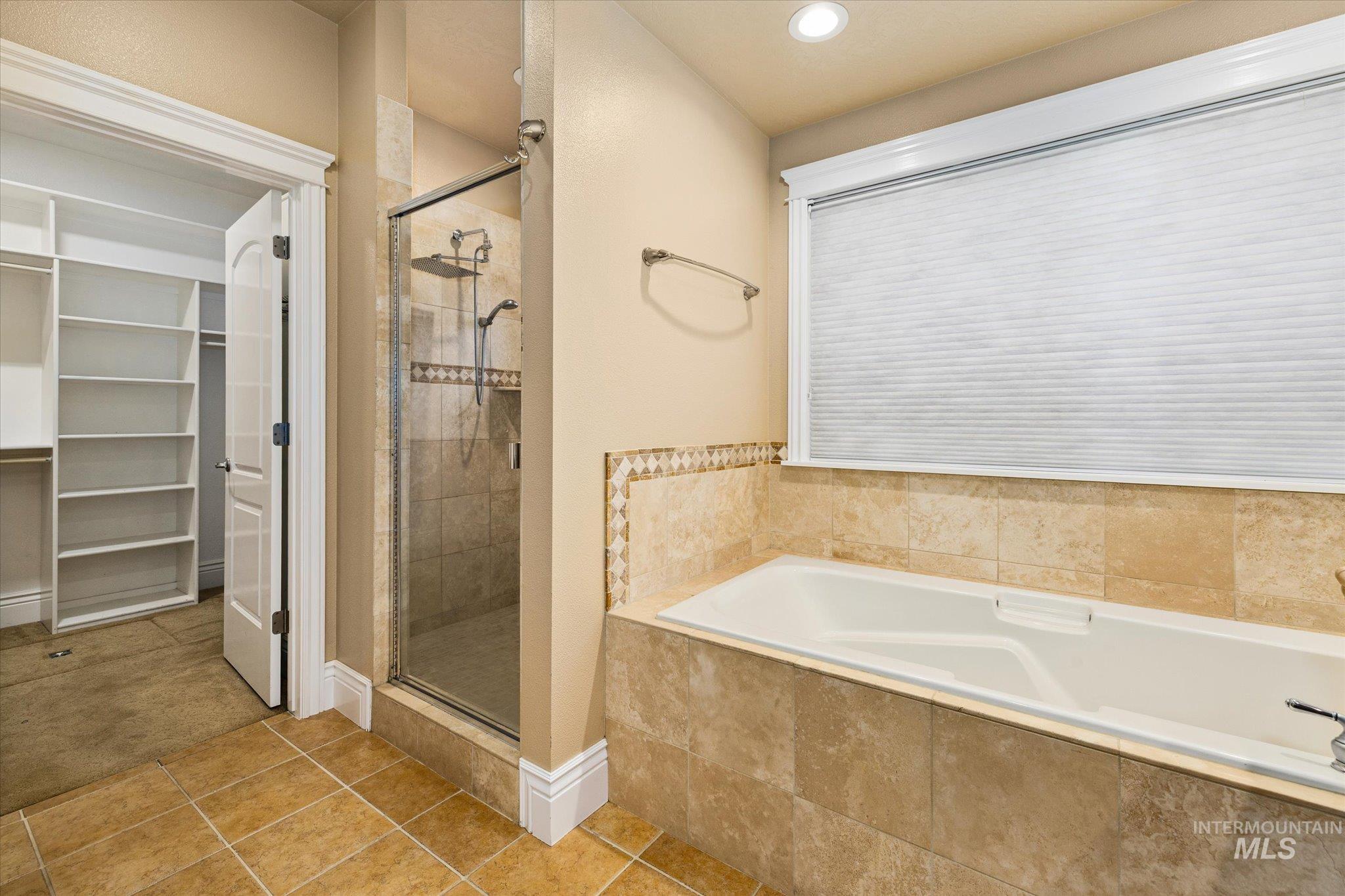 1643 N Watson Pl, Eagle, Idaho 83616, 5 Bedrooms, 4.5 Bathrooms, Residential For Sale, Price $1,289,000,MLS 98969198