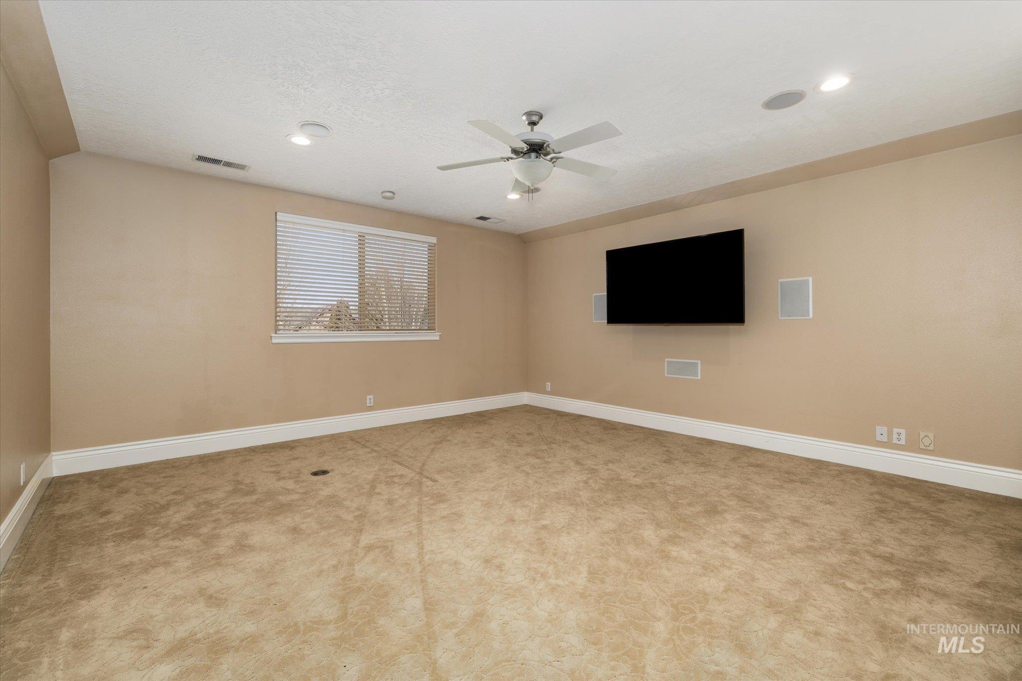 1643 N Watson Pl, Eagle, Idaho 83616, 5 Bedrooms, 4.5 Bathrooms, Residential For Sale, Price $1,289,000,MLS 98969198