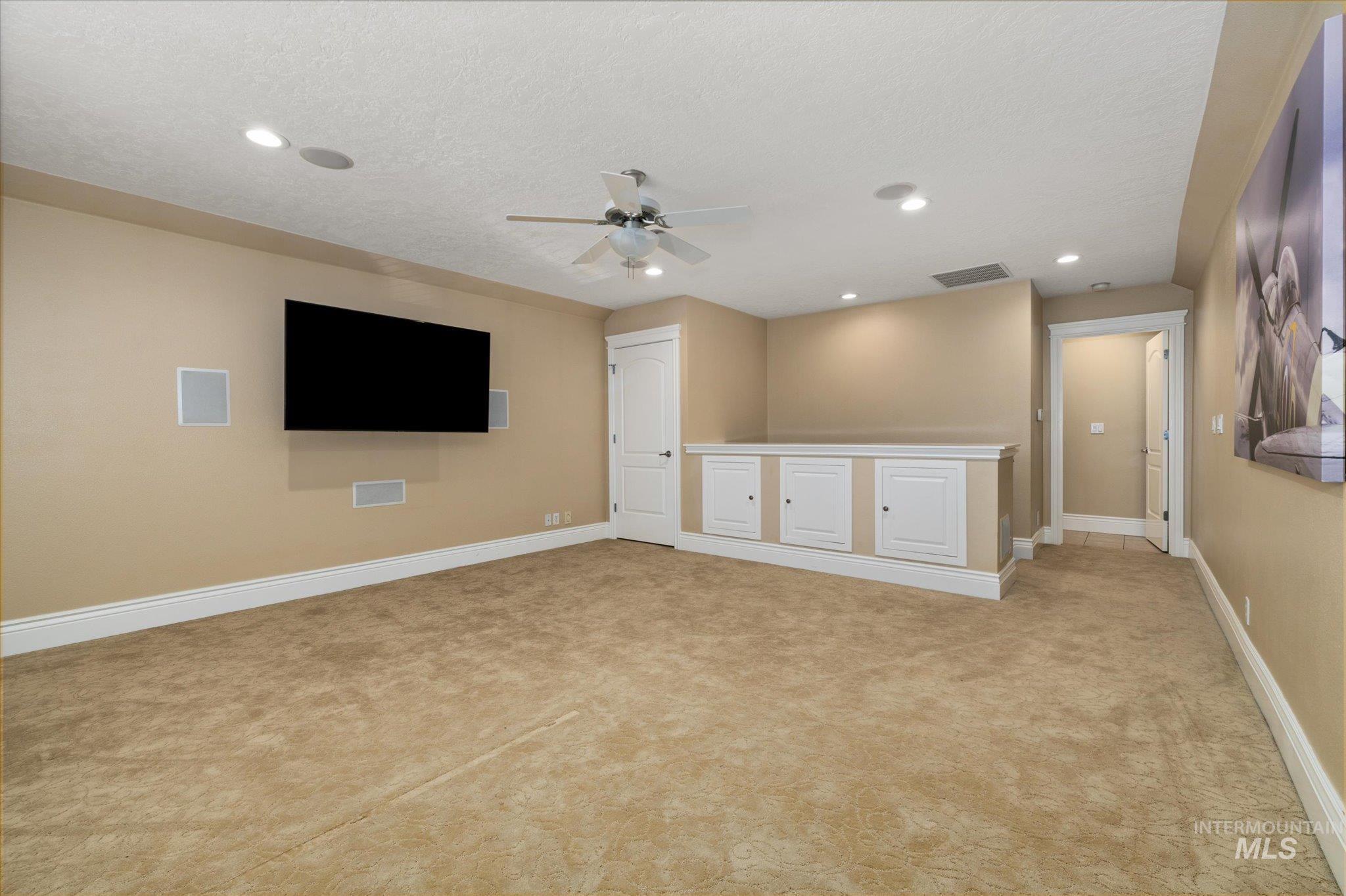 1643 N Watson Pl, Eagle, Idaho 83616, 5 Bedrooms, 4.5 Bathrooms, Residential For Sale, Price $1,289,000,MLS 98969198