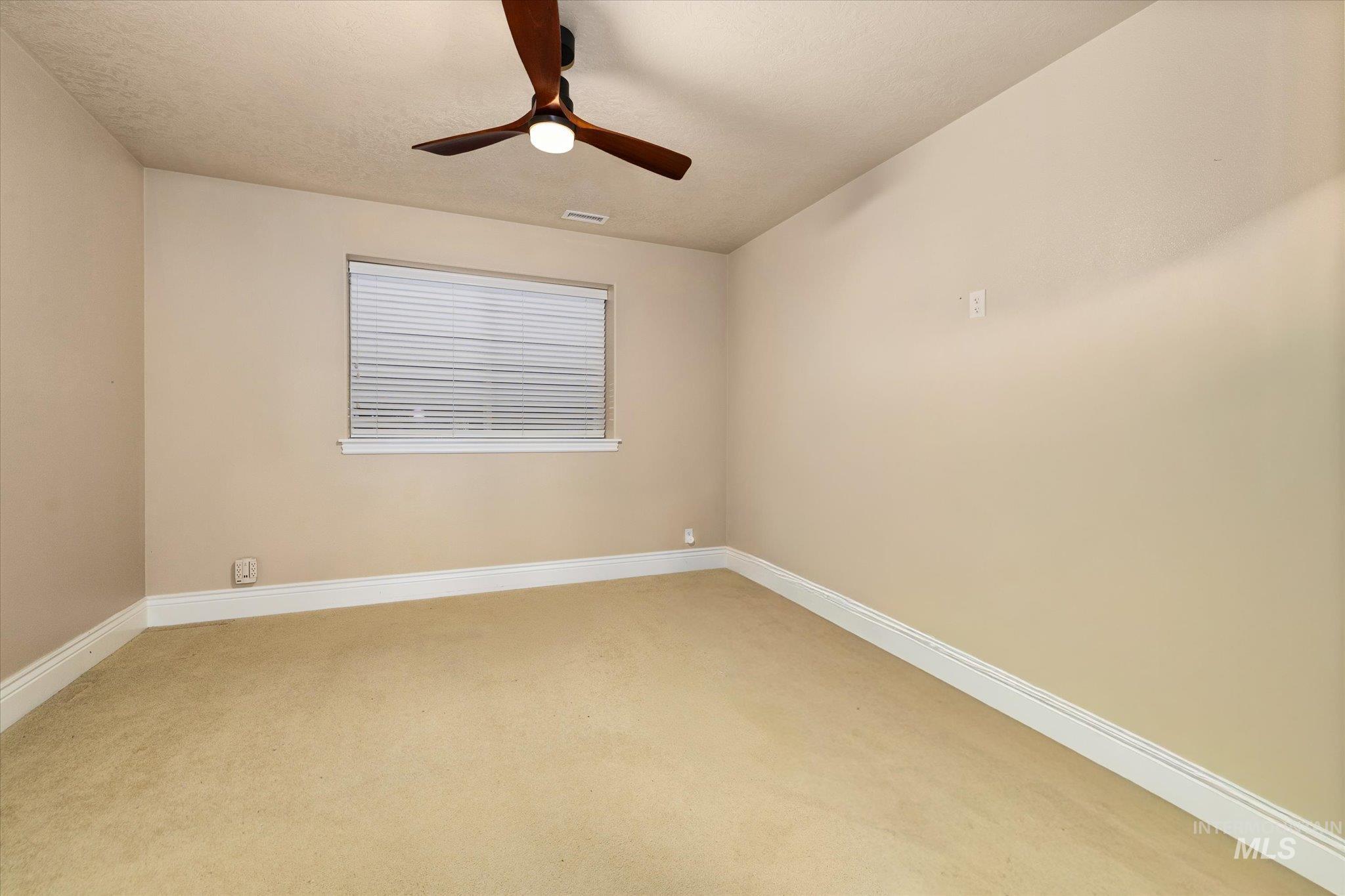 1643 N Watson Pl, Eagle, Idaho 83616, 5 Bedrooms, 4.5 Bathrooms, Residential For Sale, Price $1,289,000,MLS 98969198