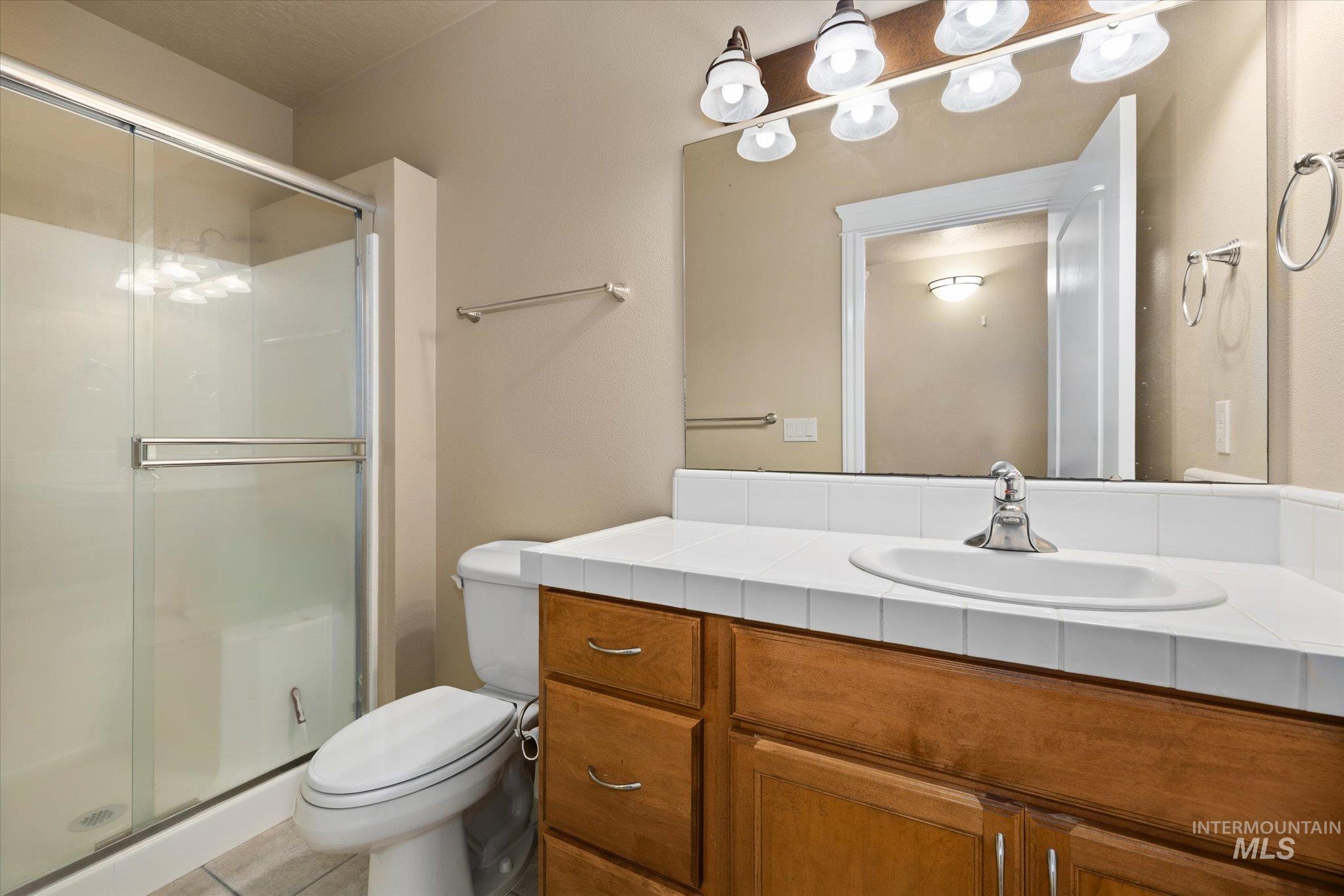 1643 N Watson Pl, Eagle, Idaho 83616, 5 Bedrooms, 4.5 Bathrooms, Residential For Sale, Price $1,289,000,MLS 98969198