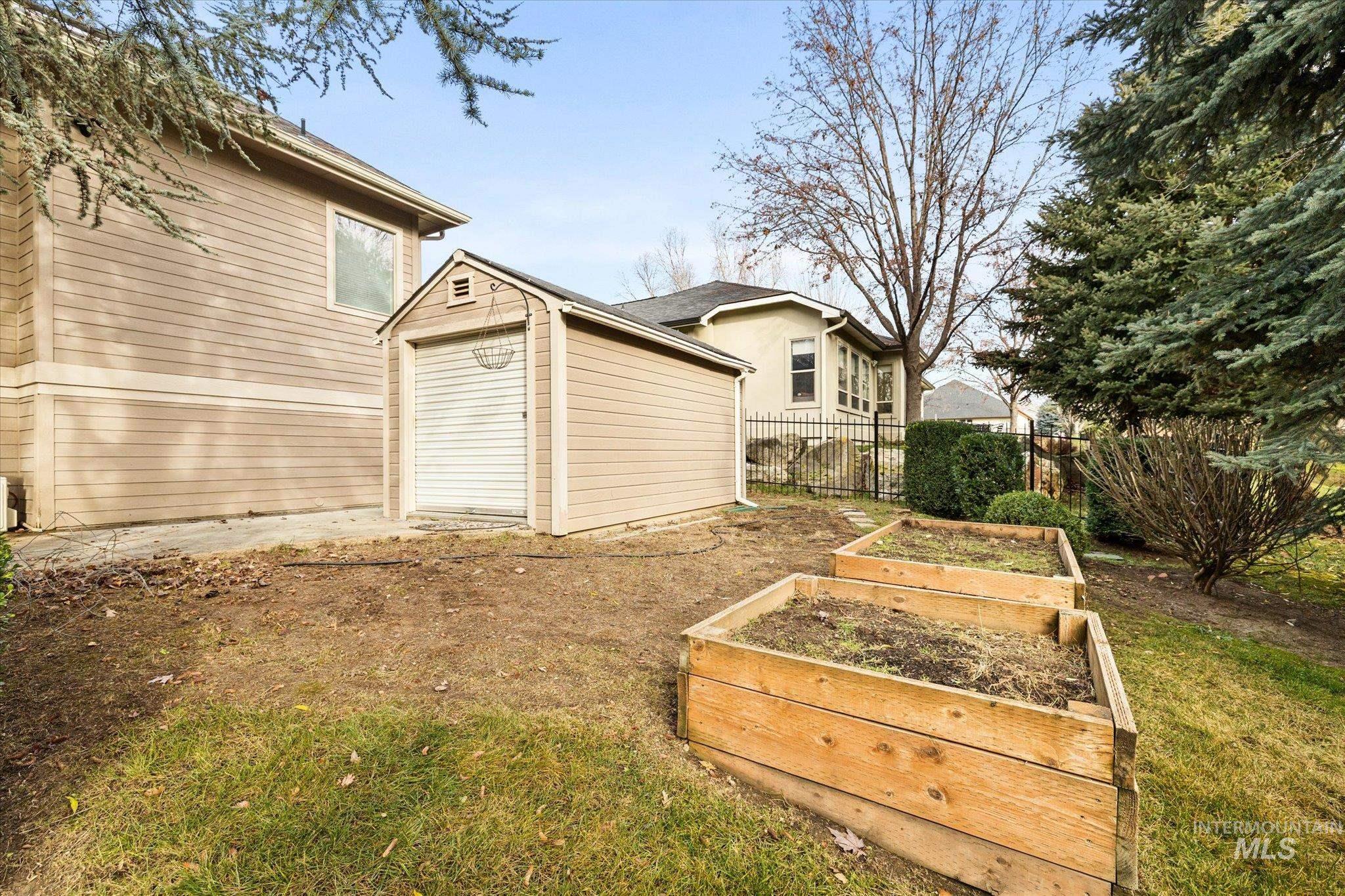 1643 N Watson Pl, Eagle, Idaho 83616, 5 Bedrooms, 4.5 Bathrooms, Residential For Sale, Price $1,289,000,MLS 98969198