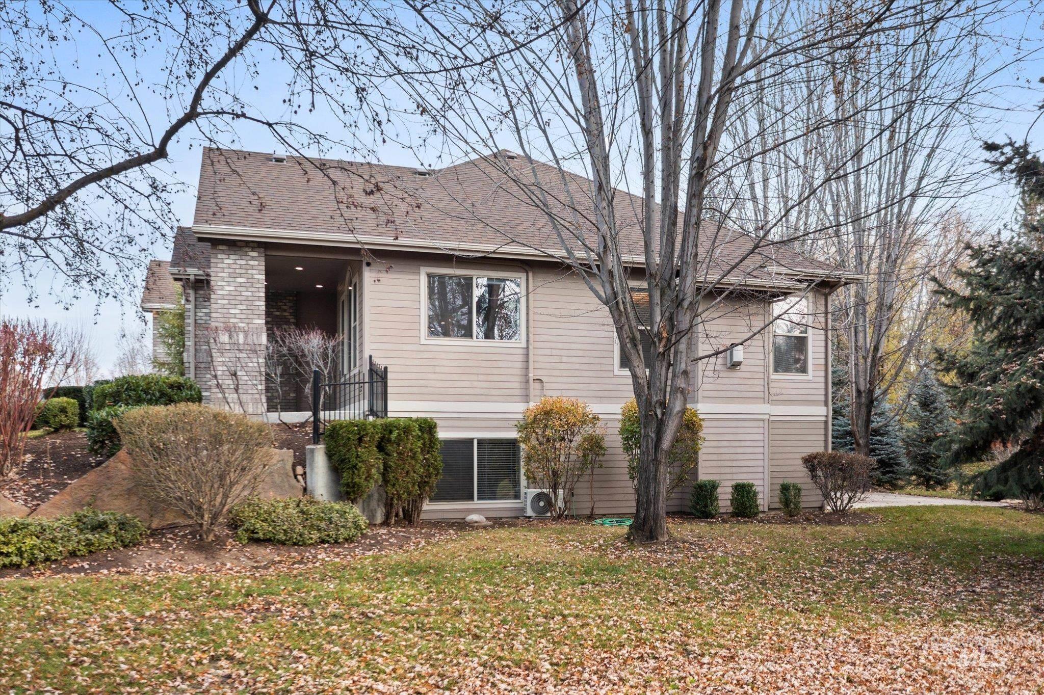 1643 N Watson Pl, Eagle, Idaho 83616, 5 Bedrooms, 4.5 Bathrooms, Residential For Sale, Price $1,289,000,MLS 98969198