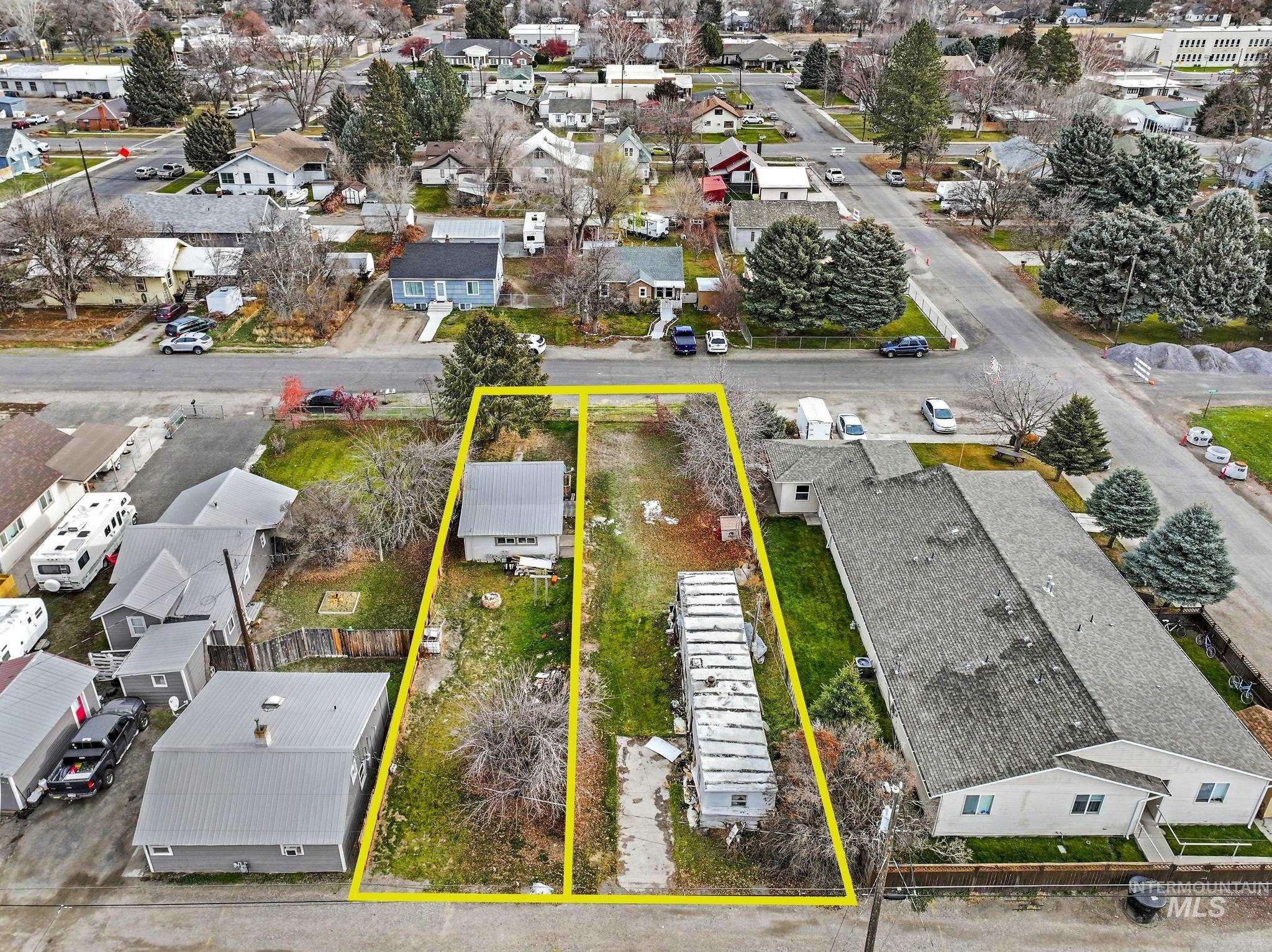 729 California Street, Gooding, Idaho 83330, 2 Bedrooms, 1 Bathroom, Residential For Sale, Price $149,900,MLS 98969199