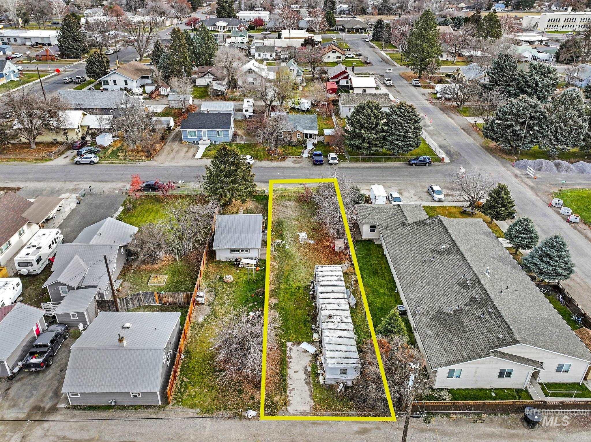 729 California Street, Gooding, Idaho 83330, 2 Bedrooms, 1 Bathroom, Residential For Sale, Price $149,900,MLS 98969199