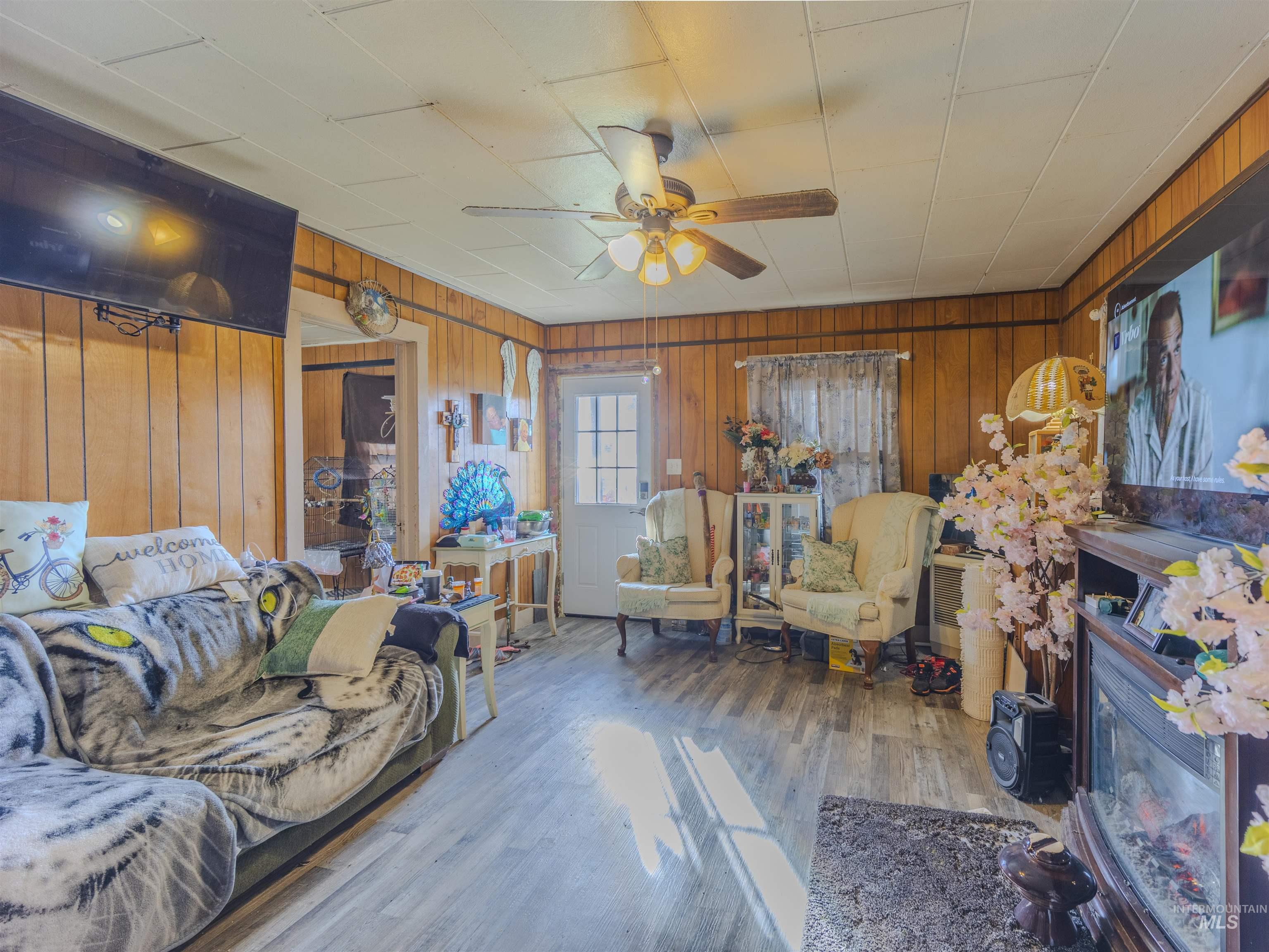 607 6th St., Craigmont, Idaho 83523, 4 Bedrooms, 2 Bathrooms, Residential For Sale, Price $184,000,MLS 98969204