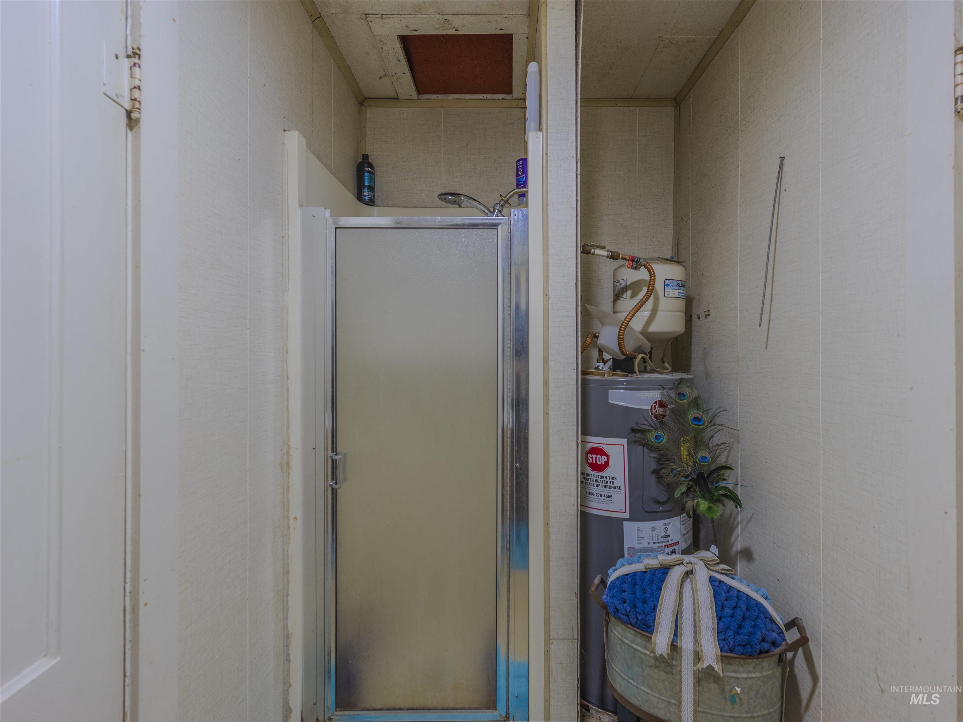 607 6th St., Craigmont, Idaho 83523, 4 Bedrooms, 2 Bathrooms, Residential For Sale, Price $184,000,MLS 98969204