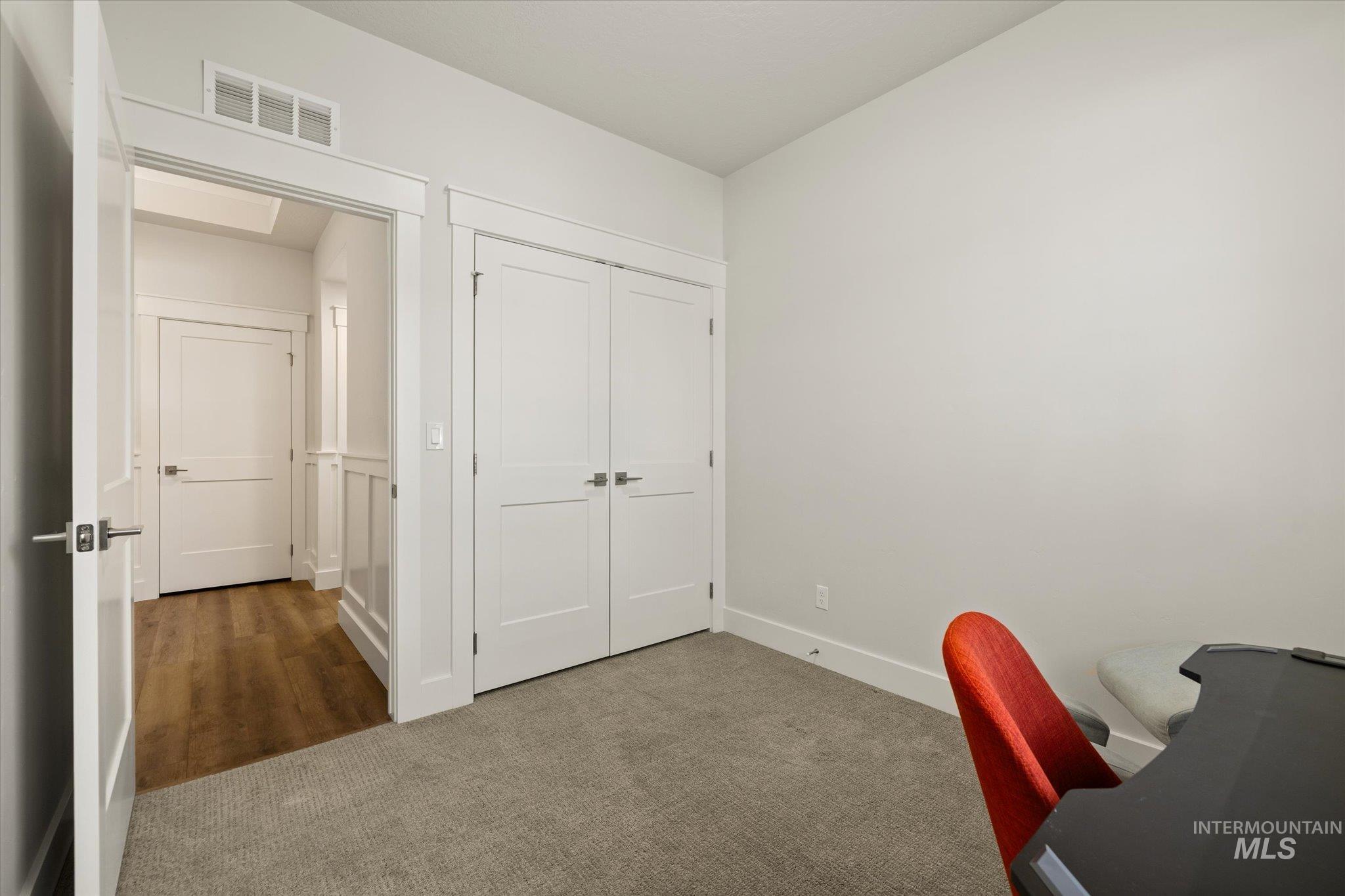 6318 S Utmost Ln., Meridian, Idaho 83642, 3 Bedrooms, 2.5 Bathrooms, Residential For Sale, Price $524,900,MLS 98969209