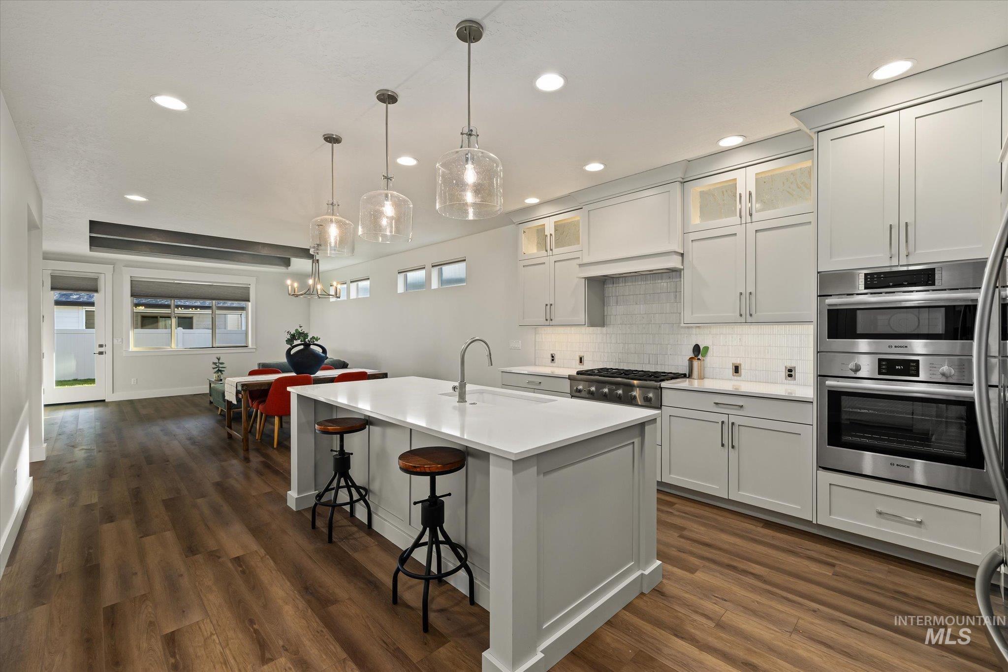 6318 S Utmost Ln., Meridian, Idaho 83642, 3 Bedrooms, 2.5 Bathrooms, Residential For Sale, Price $524,900,MLS 98969209