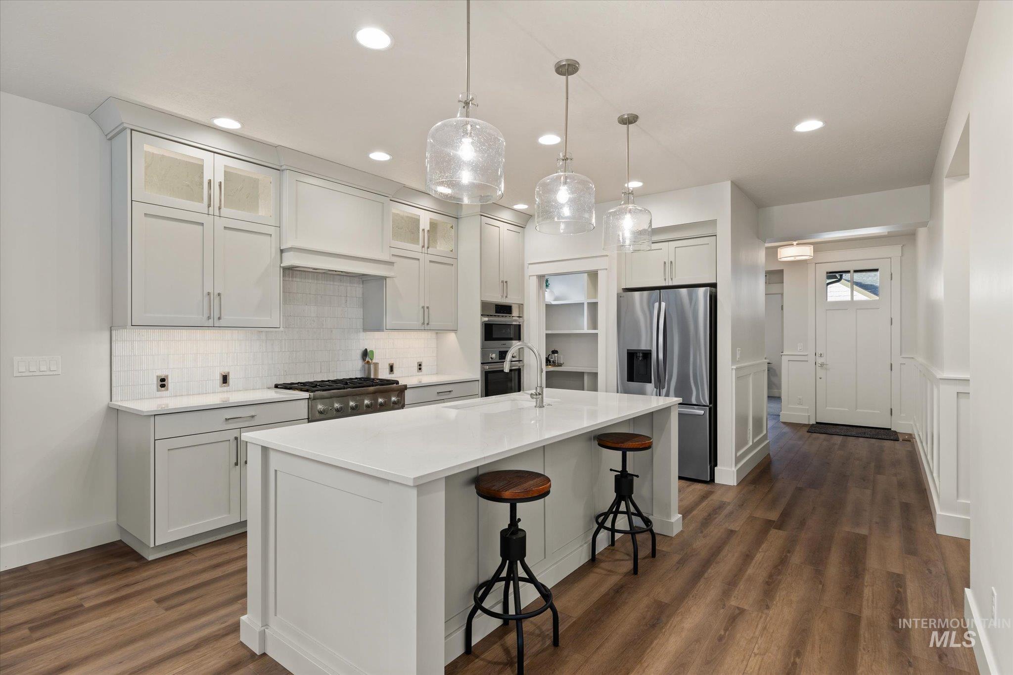 6318 S Utmost Ln., Meridian, Idaho 83642, 3 Bedrooms, 2.5 Bathrooms, Residential For Sale, Price $524,900,MLS 98969209