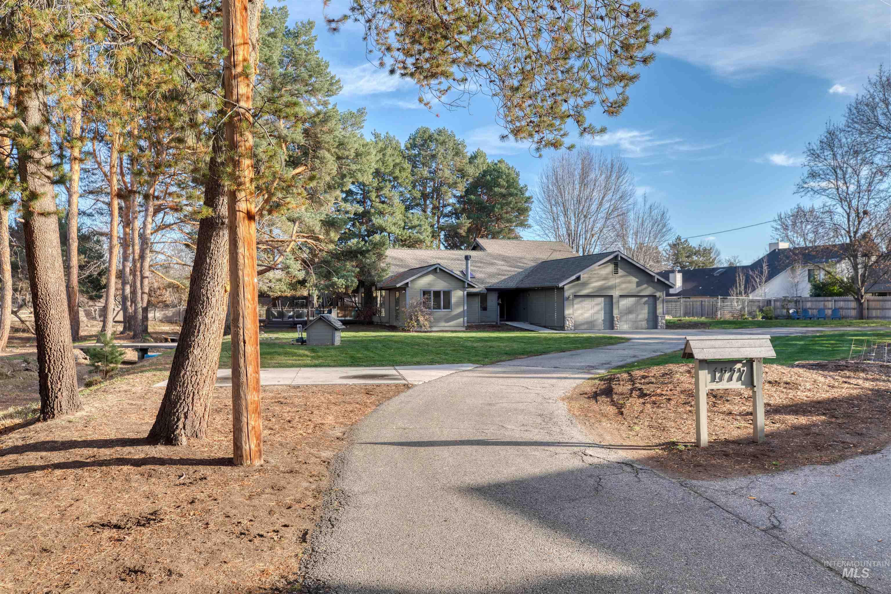 1777 E Holden Ln, Boise, Idaho 83706, 4 Bedrooms, 2.5 Bathrooms, Residential For Sale, Price $1,200,000,MLS 98969210