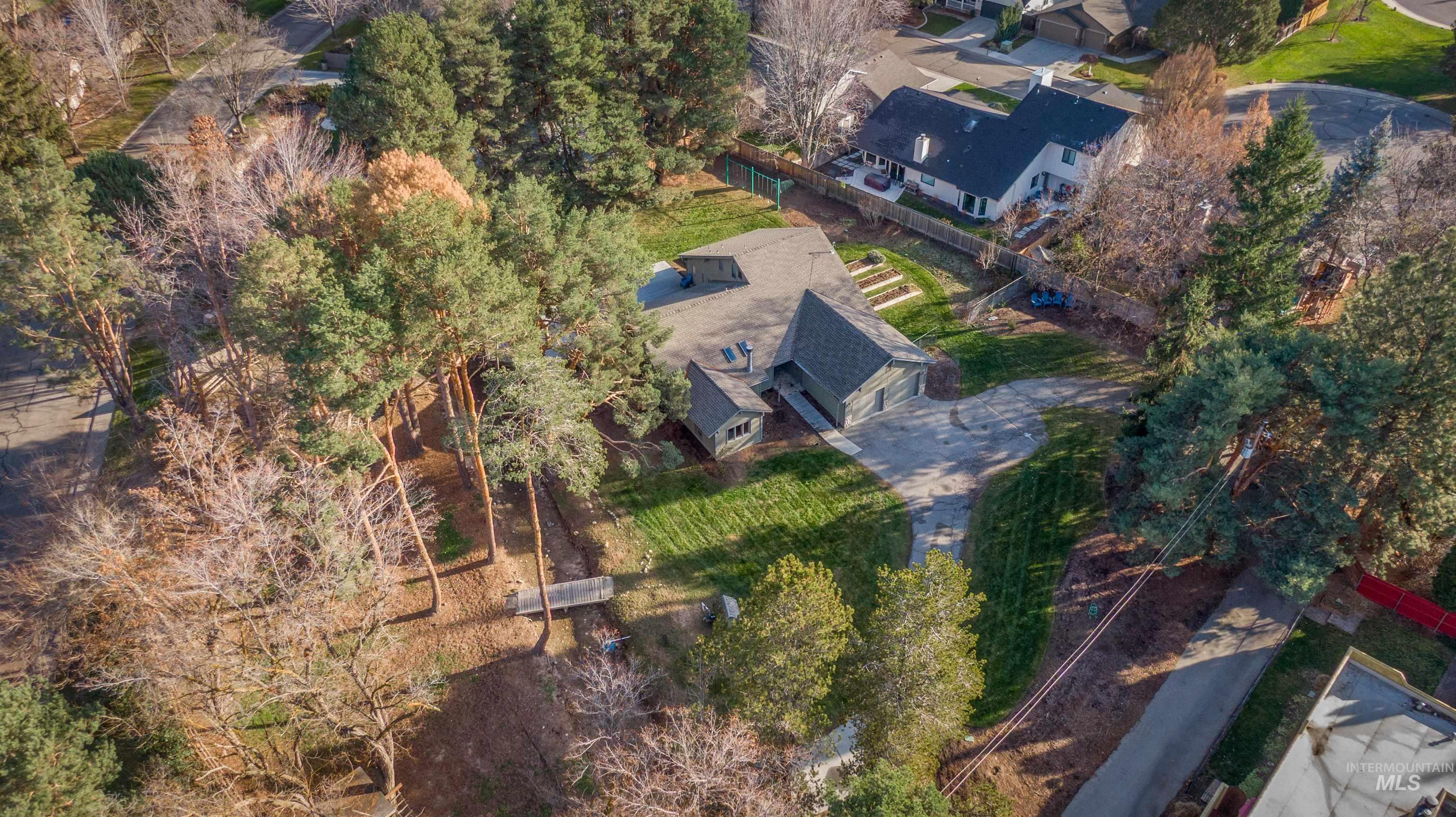 1777 E Holden Ln, Boise, Idaho 83706, 4 Bedrooms, 2.5 Bathrooms, Residential For Sale, Price $1,200,000,MLS 98969210