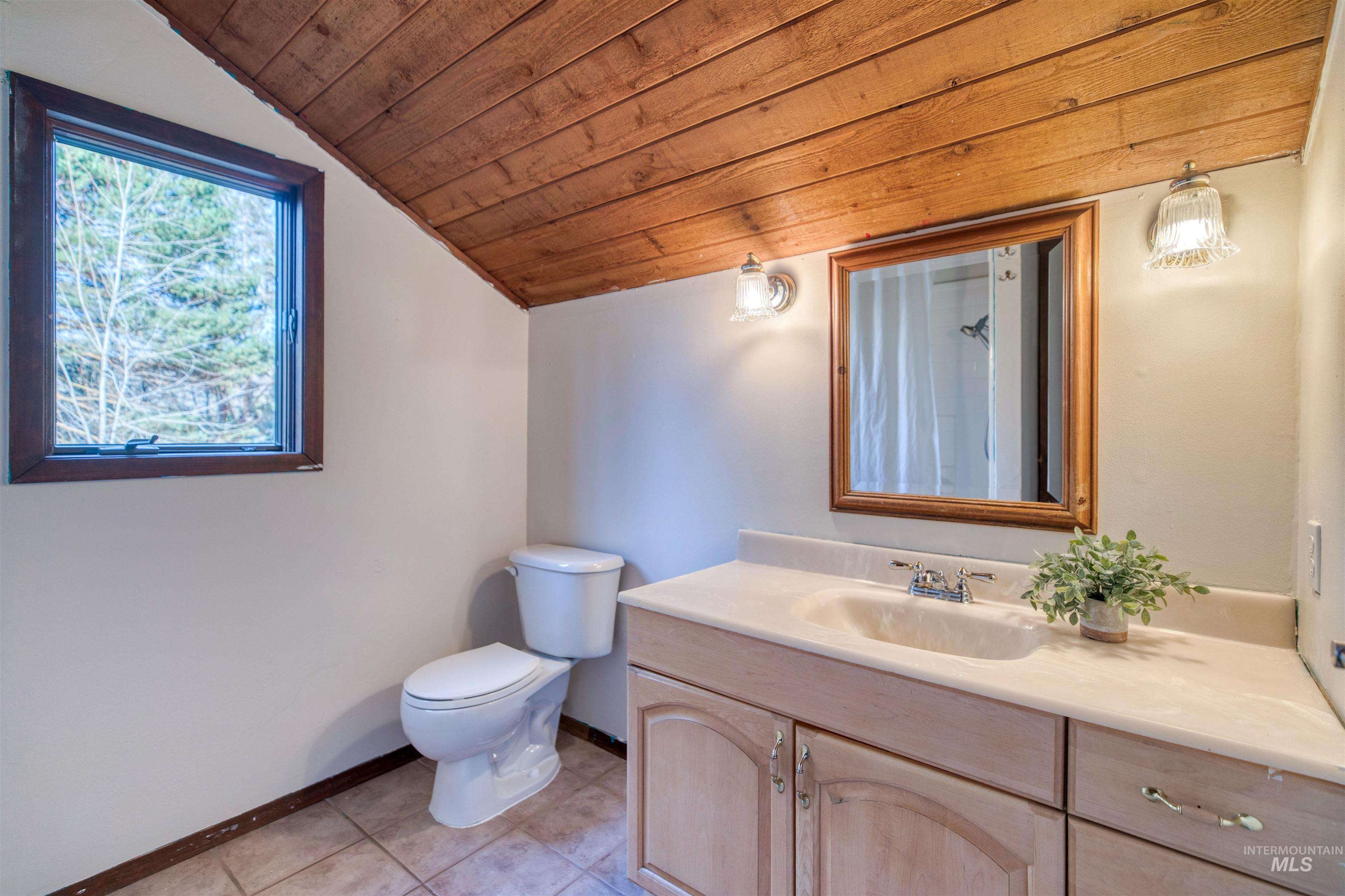 1777 E Holden Ln, Boise, Idaho 83706, 4 Bedrooms, 2.5 Bathrooms, Residential For Sale, Price $1,200,000,MLS 98969210