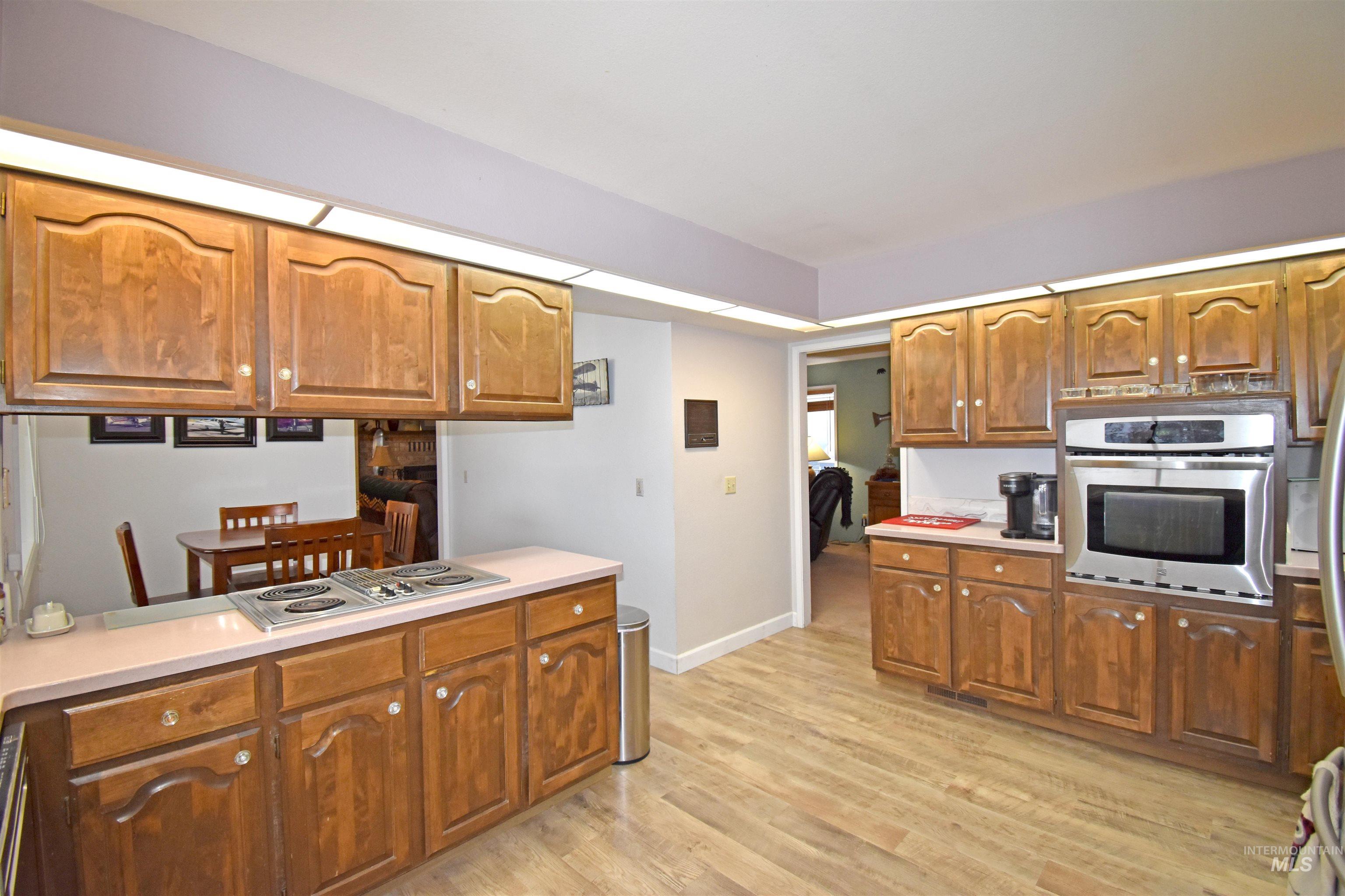 1045 Post Lane, Clarkston, Washington 99403, 5 Bedrooms, 3.5 Bathrooms, Residential For Sale, Price $695,000,MLS 98969211