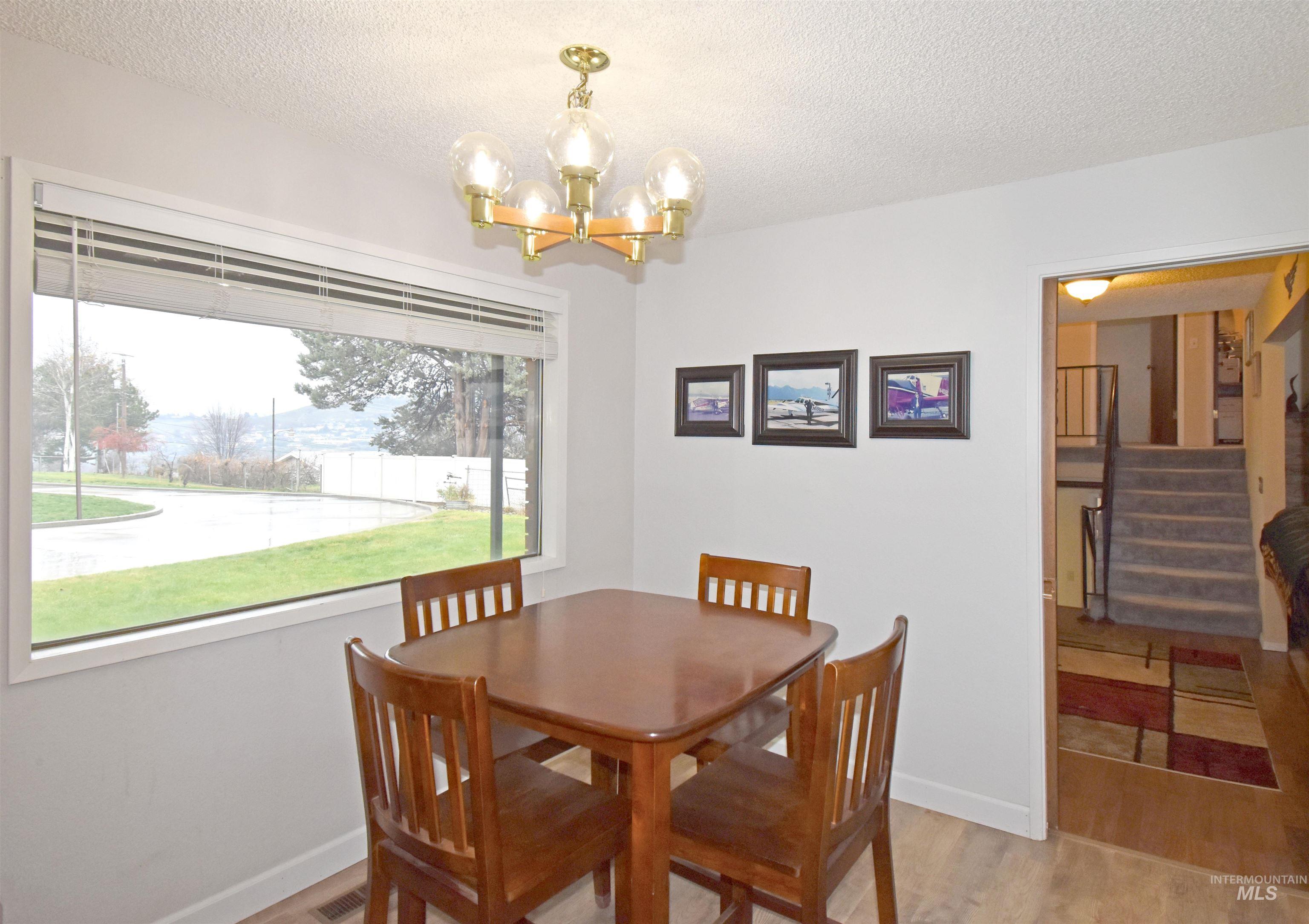 1045 Post Lane, Clarkston, Washington 99403, 5 Bedrooms, 3.5 Bathrooms, Residential For Sale, Price $660,000,MLS 98969211