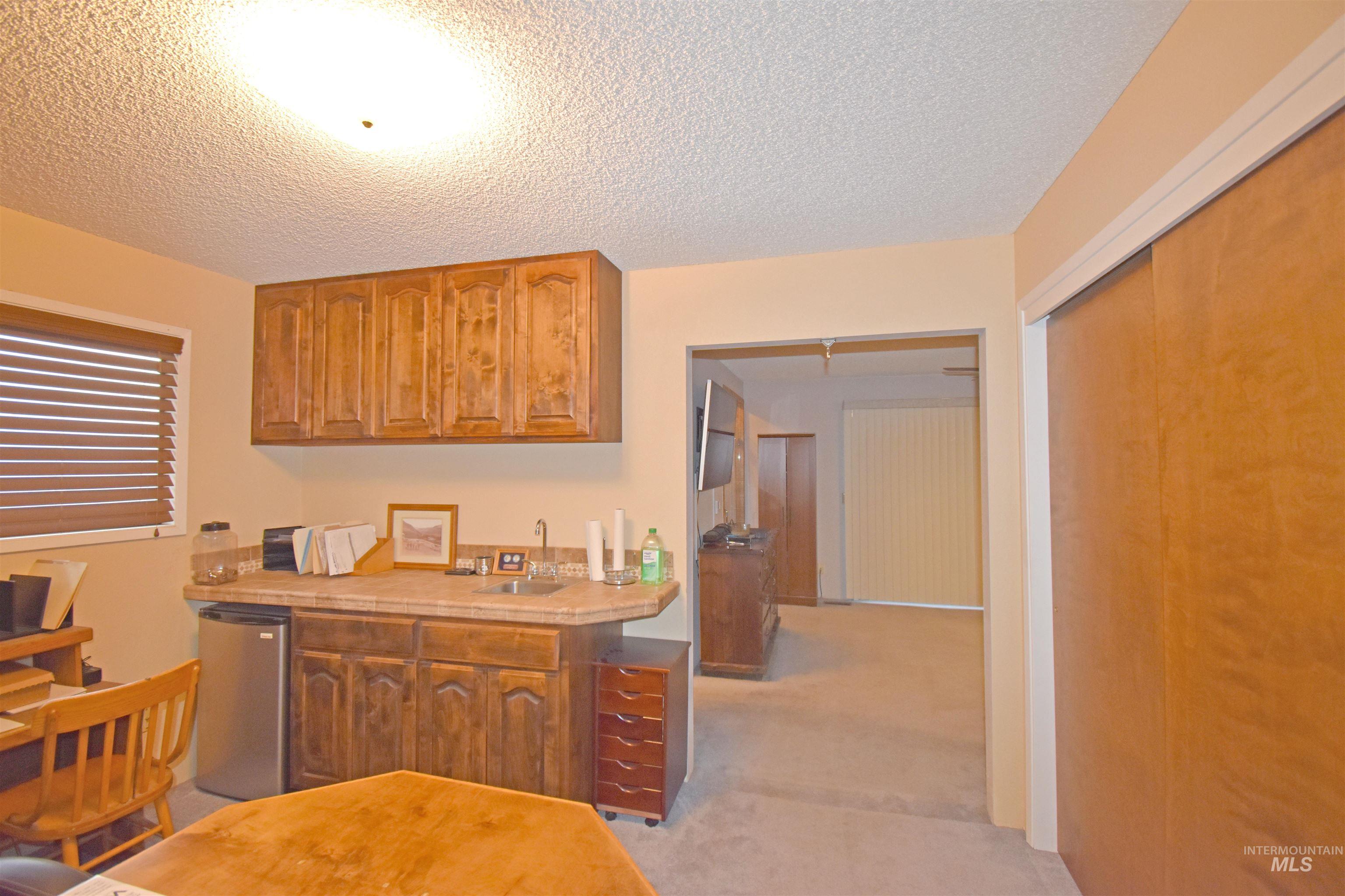 1045 Post Lane, Clarkston, Washington 99403, 5 Bedrooms, 3.5 Bathrooms, Residential For Sale, Price $660,000,MLS 98969211