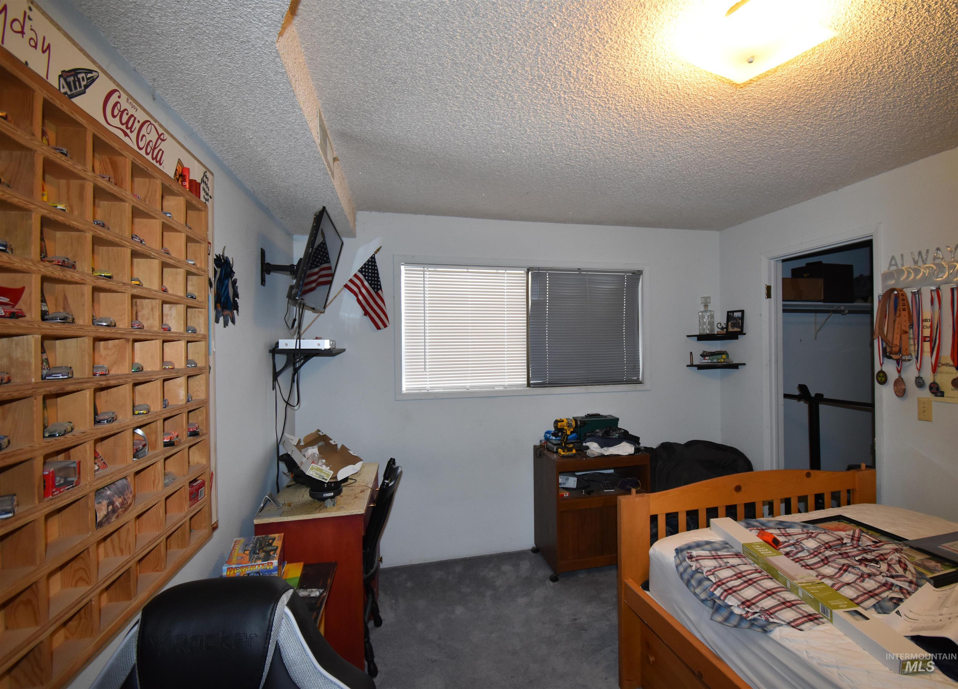 1045 Post Lane, Clarkston, Washington 99403, 5 Bedrooms, 3.5 Bathrooms, Residential For Sale, Price $695,000,MLS 98969211