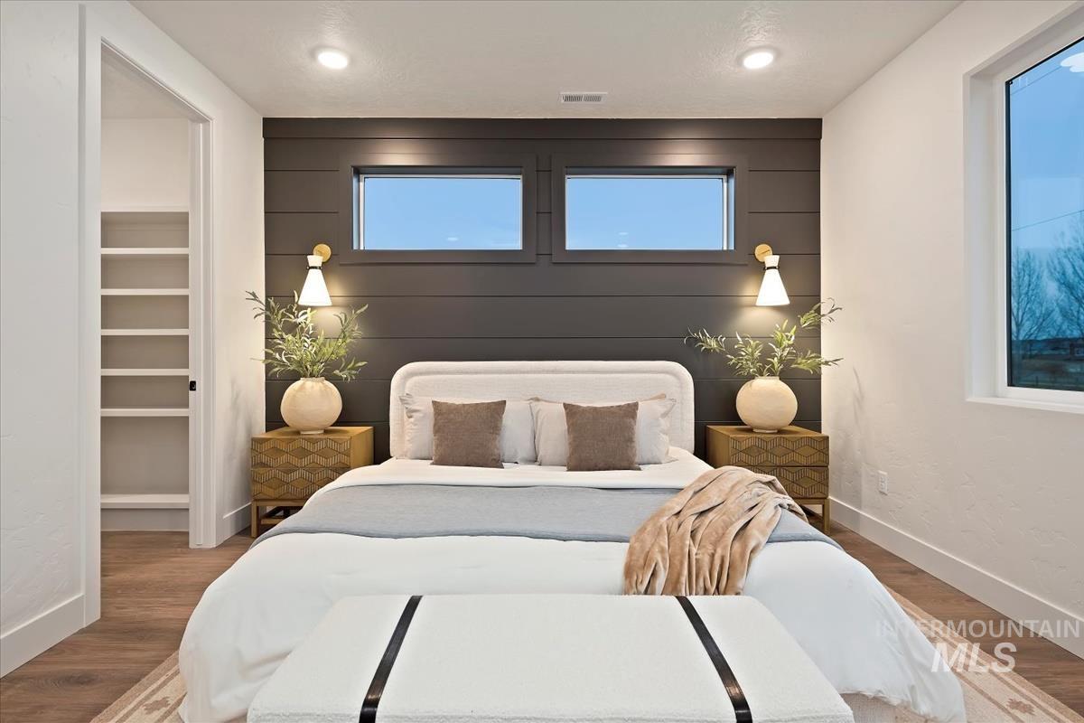 60 N Feather Reed Ave., Meridian, Idaho 83642, 4 Bedrooms, 2.5 Bathrooms, Residential For Sale, Price $615,000,MLS 98969215