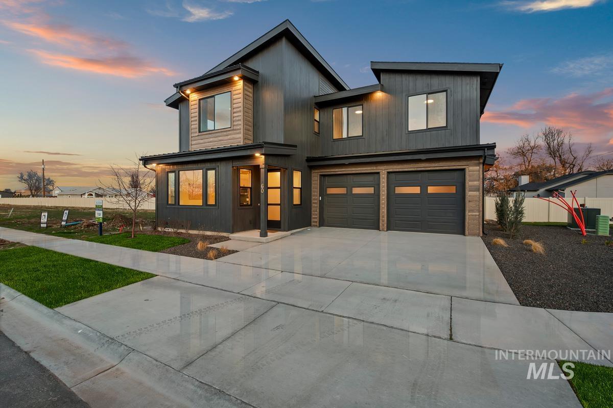 60 N Feather Reed Ave., Meridian, Idaho 83642, 4 Bedrooms, 2.5 Bathrooms, Residential For Sale, Price $615,000,MLS 98969215