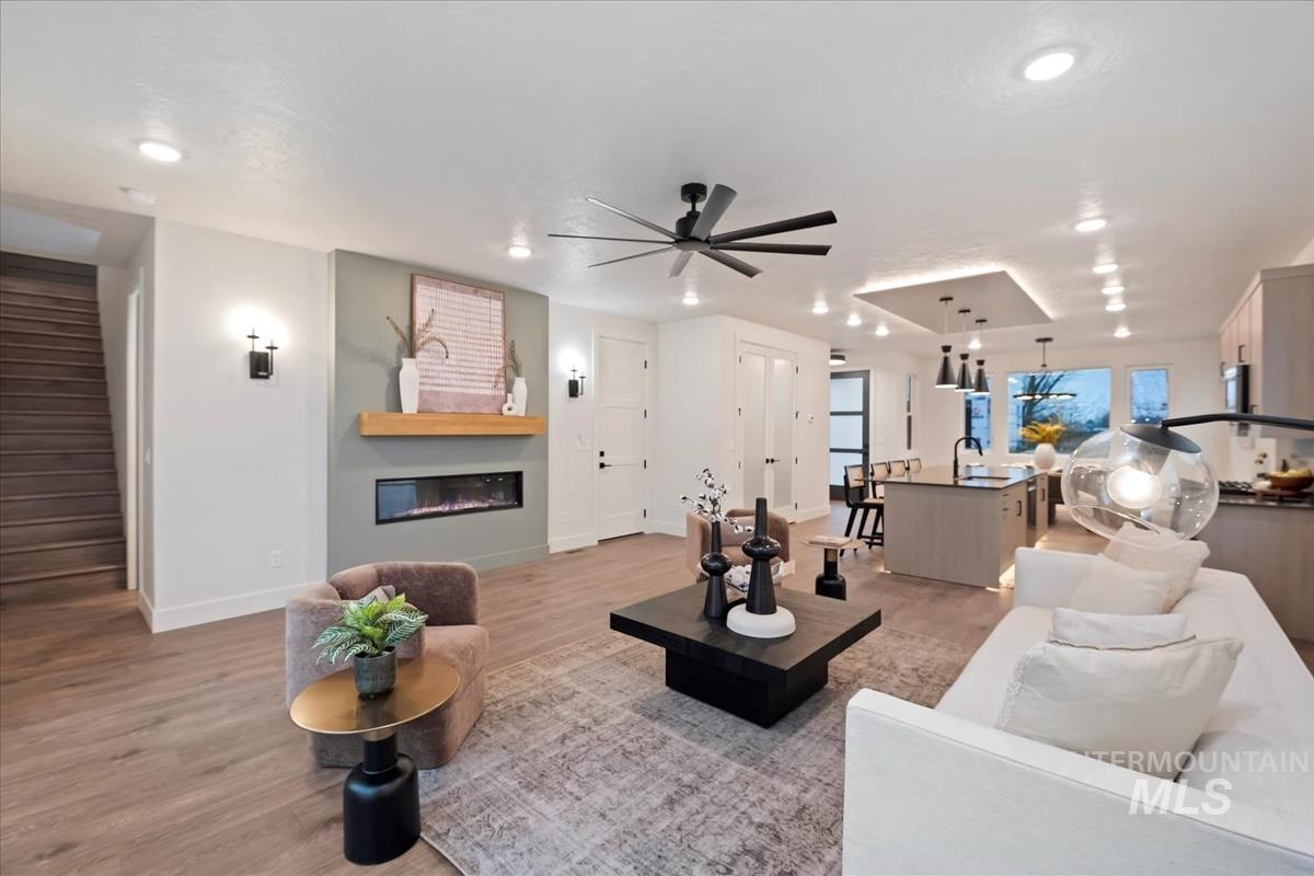 60 N Feather Reed Ave., Meridian, Idaho 83642, 4 Bedrooms, 2.5 Bathrooms, Residential For Sale, Price $615,000,MLS 98969215