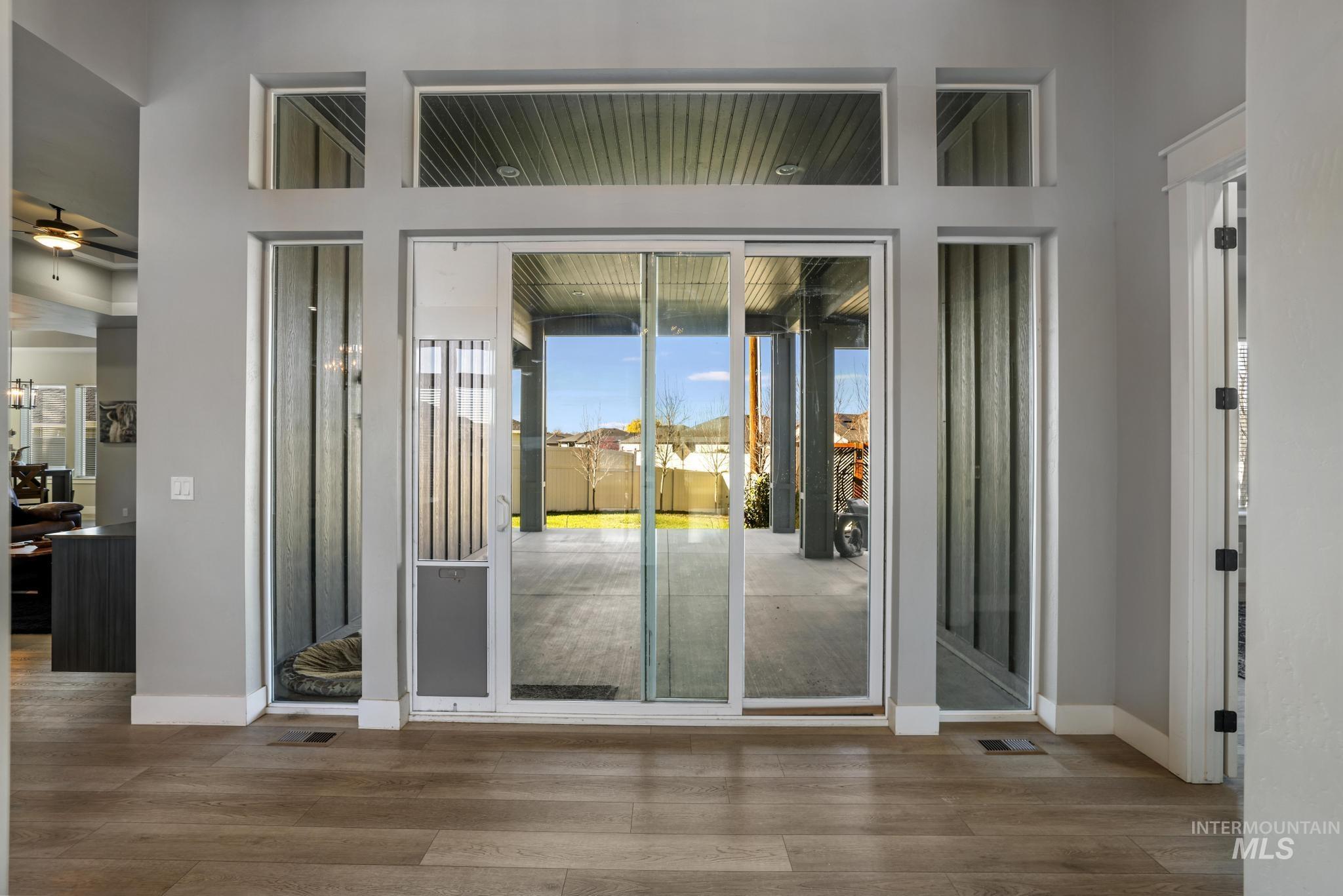 439 N Meadowview Lane, Twin Falls, Idaho 83301, 4 Bedrooms, 3.5 Bathrooms, Residential For Sale, Price $740,000,MLS 98969216