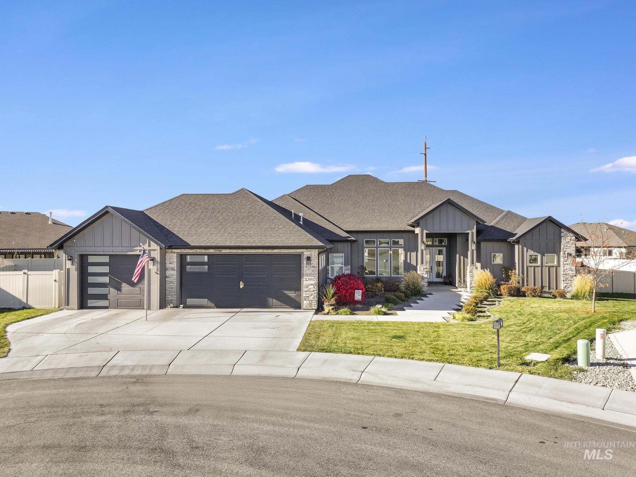 439 N Meadowview Lane, Twin Falls, Idaho 83301, 4 Bedrooms, 3.5 Bathrooms, Residential For Sale, Price $740,000,MLS 98969216