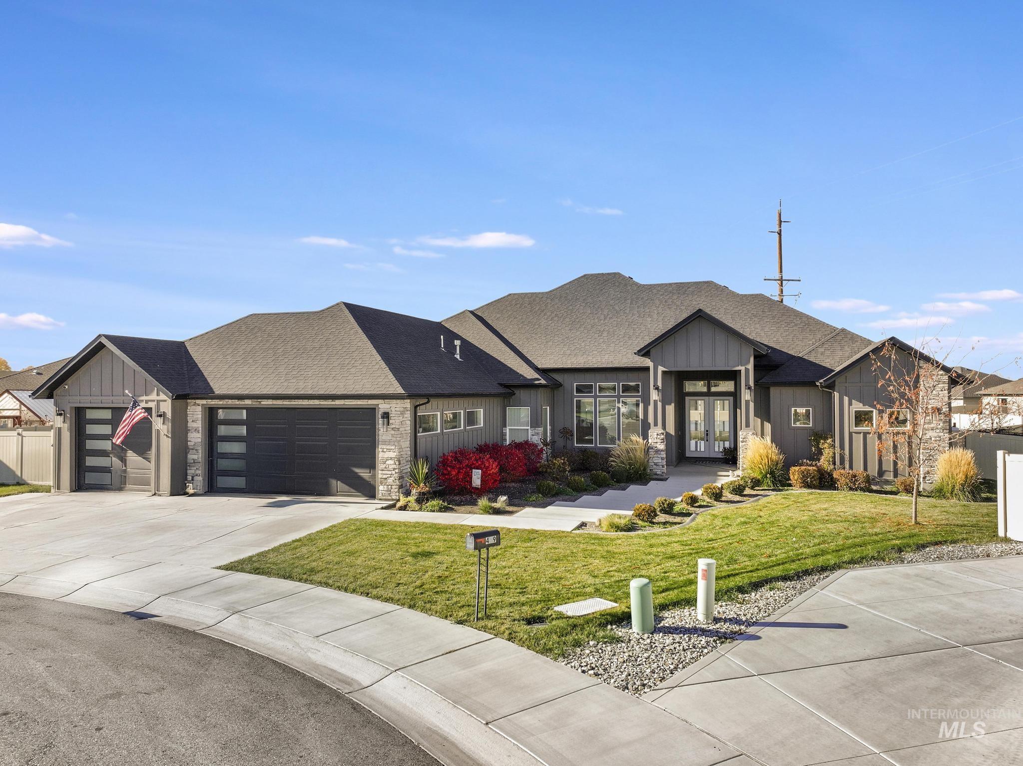 439 N Meadowview Lane, Twin Falls, Idaho 83301, 4 Bedrooms, 3.5 Bathrooms, Residential For Sale, Price $740,000,MLS 98969216