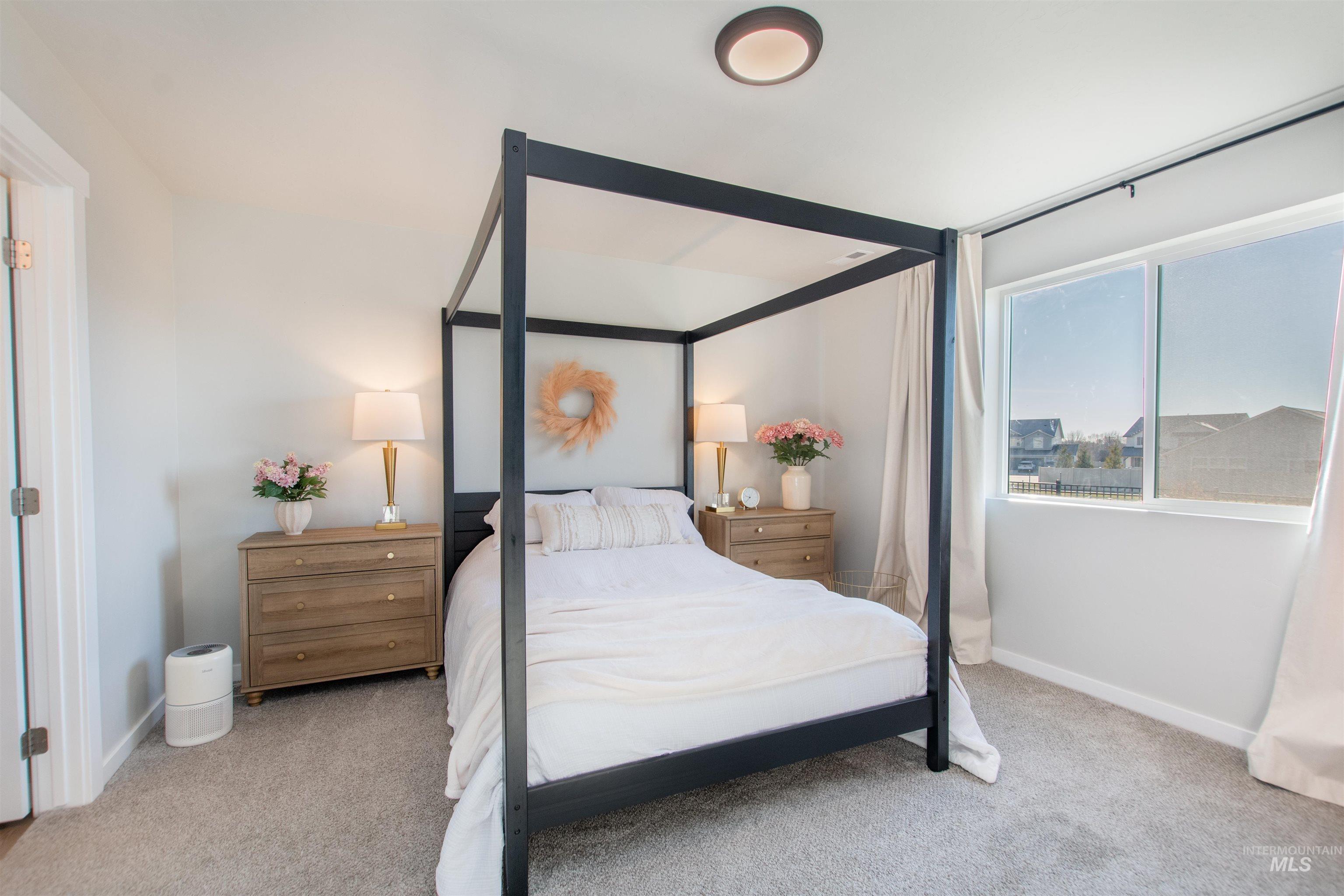 11289 W Langit St, Star, Idaho 83669, 3 Bedrooms, 2 Bathrooms, Residential For Sale, Price $499,999,MLS 98969217