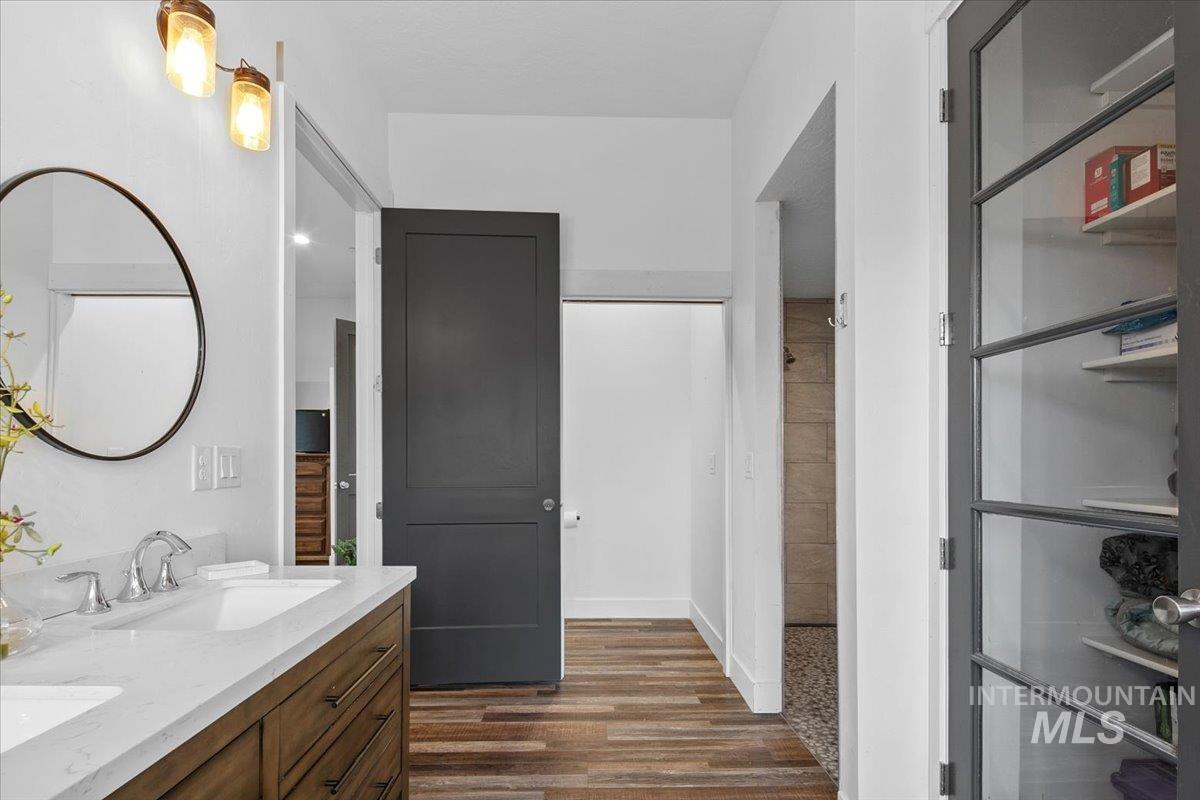 8629 Latimore, Middleton, Idaho 83644, 7 Bedrooms, 4.5 Bathrooms, Residential For Sale, Price $1,275,000,MLS 98969220