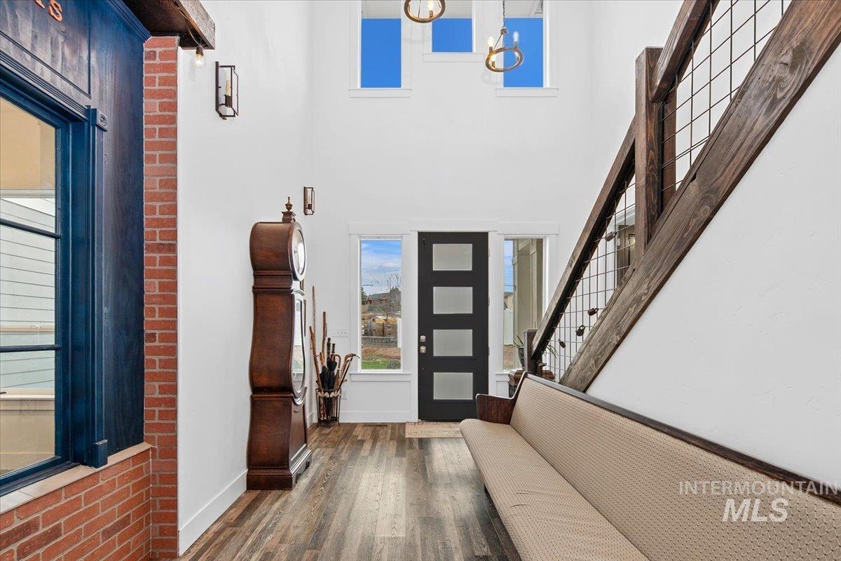 8629 Latimore, Middleton, Idaho 83644, 7 Bedrooms, 4.5 Bathrooms, Residential For Sale, Price $1,349,000,MLS 98969220