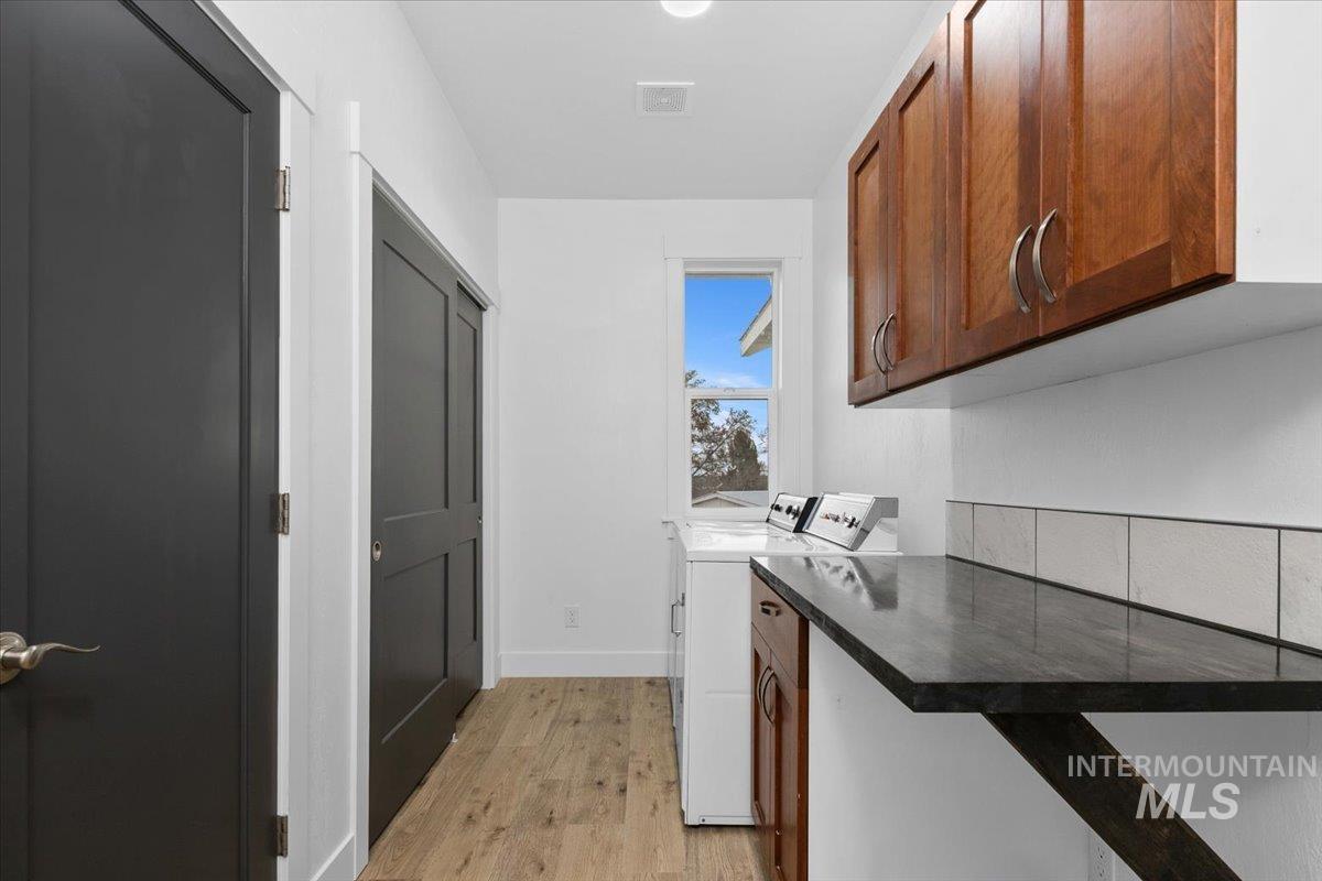 8629 Latimore, Middleton, Idaho 83644, 7 Bedrooms, 4.5 Bathrooms, Residential For Sale, Price $1,275,000,MLS 98969220