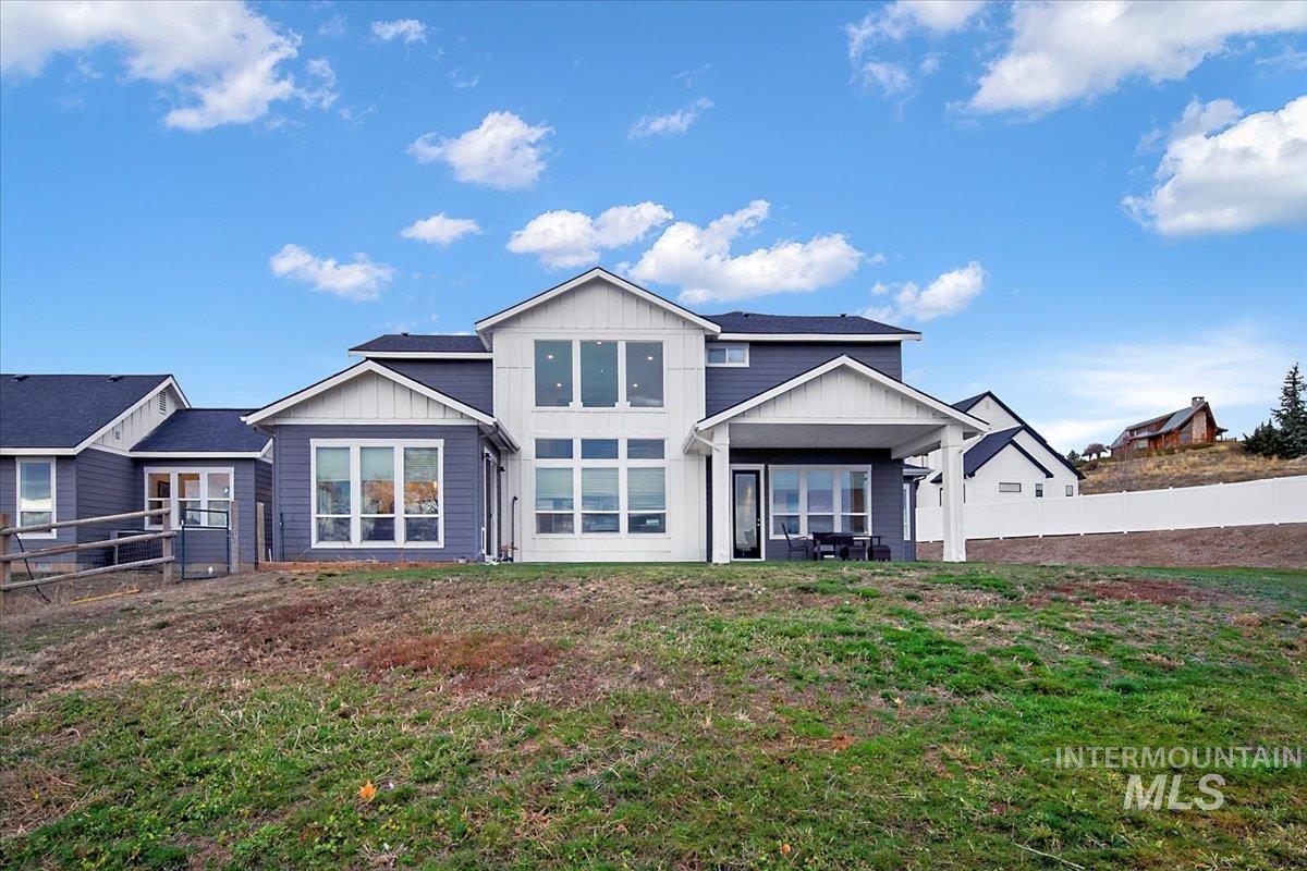 8629 Latimore, Middleton, Idaho 83644, 7 Bedrooms, 4.5 Bathrooms, Residential For Sale, Price $1,349,000,MLS 98969220