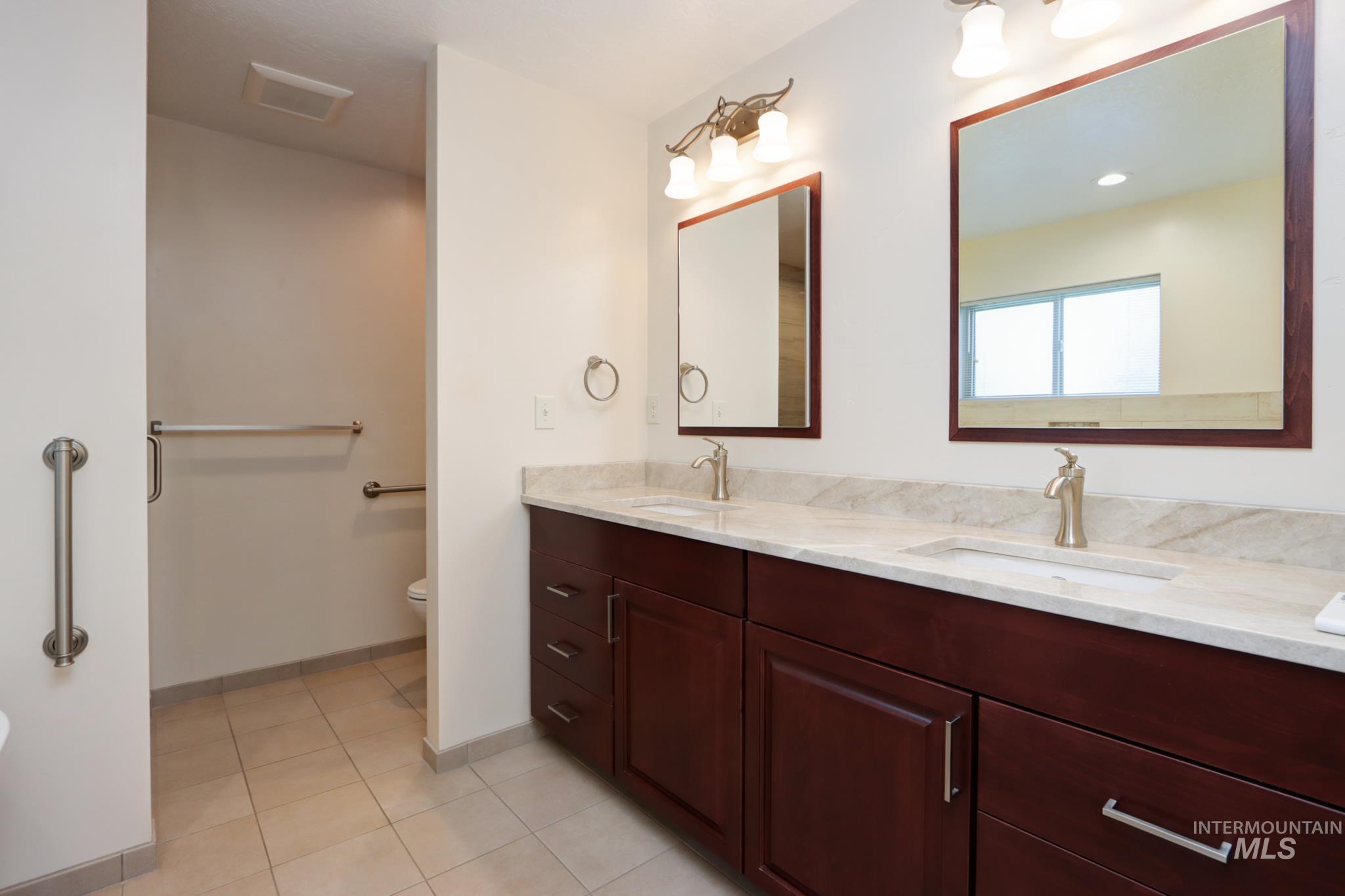 2106 N Cribbens Street, Boise, Idaho 83713, 4 Bedrooms, 3.5 Bathrooms, Residential For Sale, Price $899,000,MLS 98969222