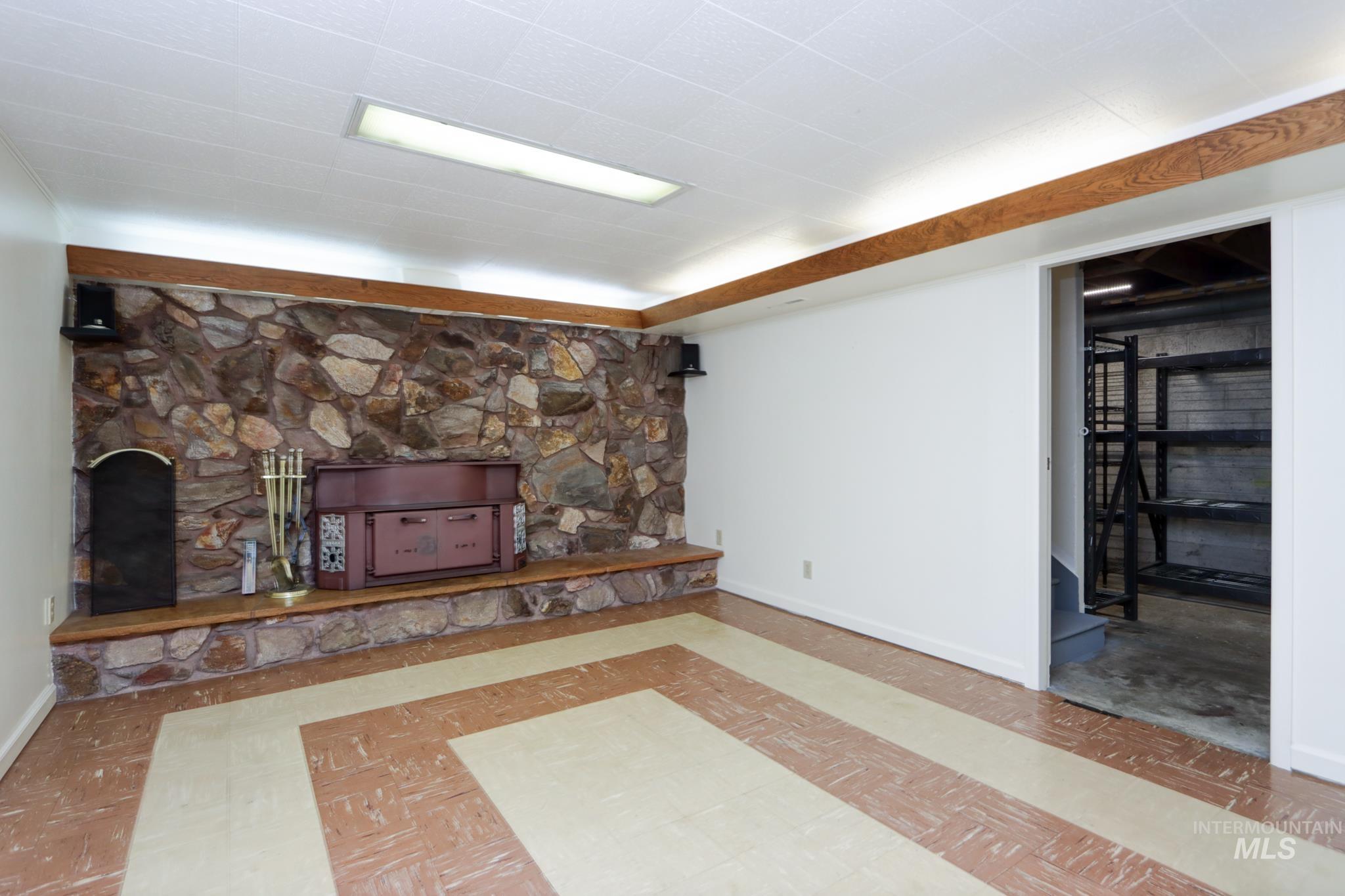 2106 N Cribbens Street, Boise, Idaho 83713, 4 Bedrooms, 3.5 Bathrooms, Residential For Sale, Price $899,000,MLS 98969222