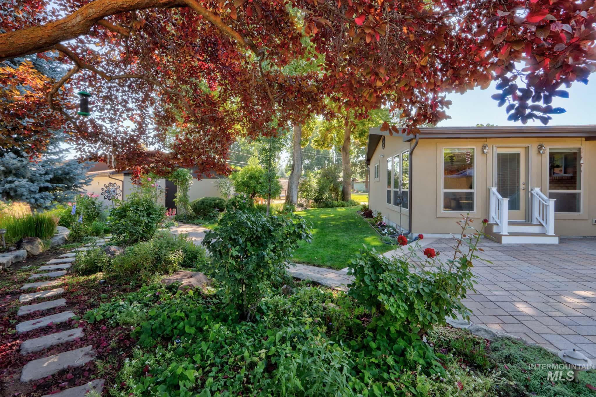 2106 N Cribbens Street, Boise, Idaho 83713, 4 Bedrooms, 3.5 Bathrooms, Residential For Sale, Price $899,000,MLS 98969222