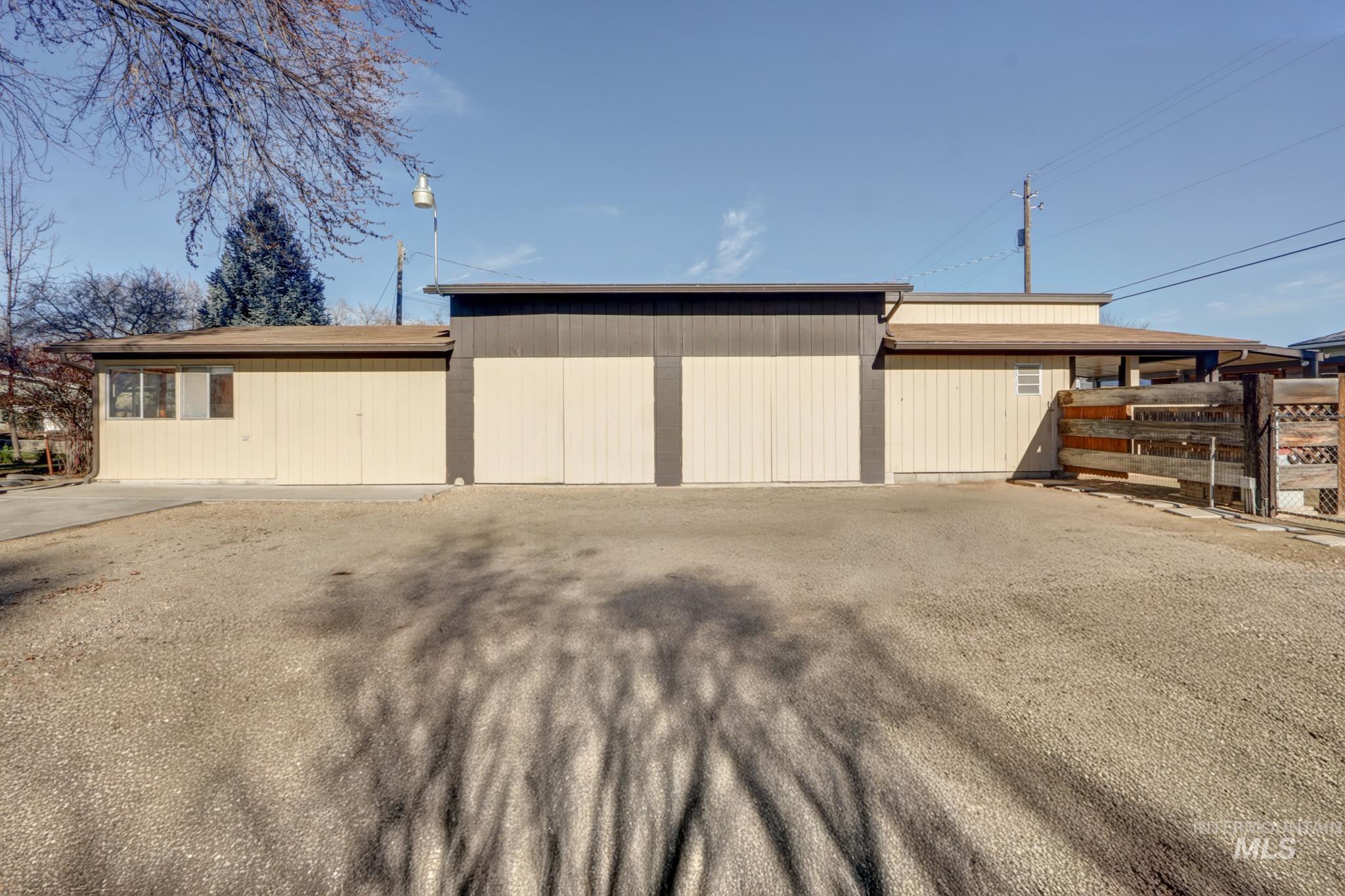2106 N Cribbens Street, Boise, Idaho 83713, 4 Bedrooms, 3.5 Bathrooms, Residential For Sale, Price $899,000,MLS 98969222