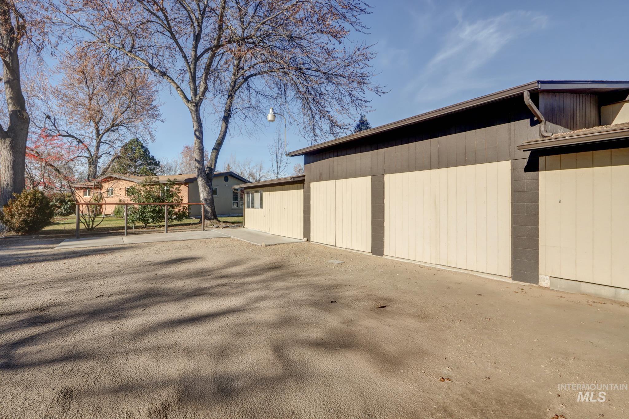 2106 N Cribbens Street, Boise, Idaho 83713, 4 Bedrooms, 3.5 Bathrooms, Residential For Sale, Price $899,000,MLS 98969222