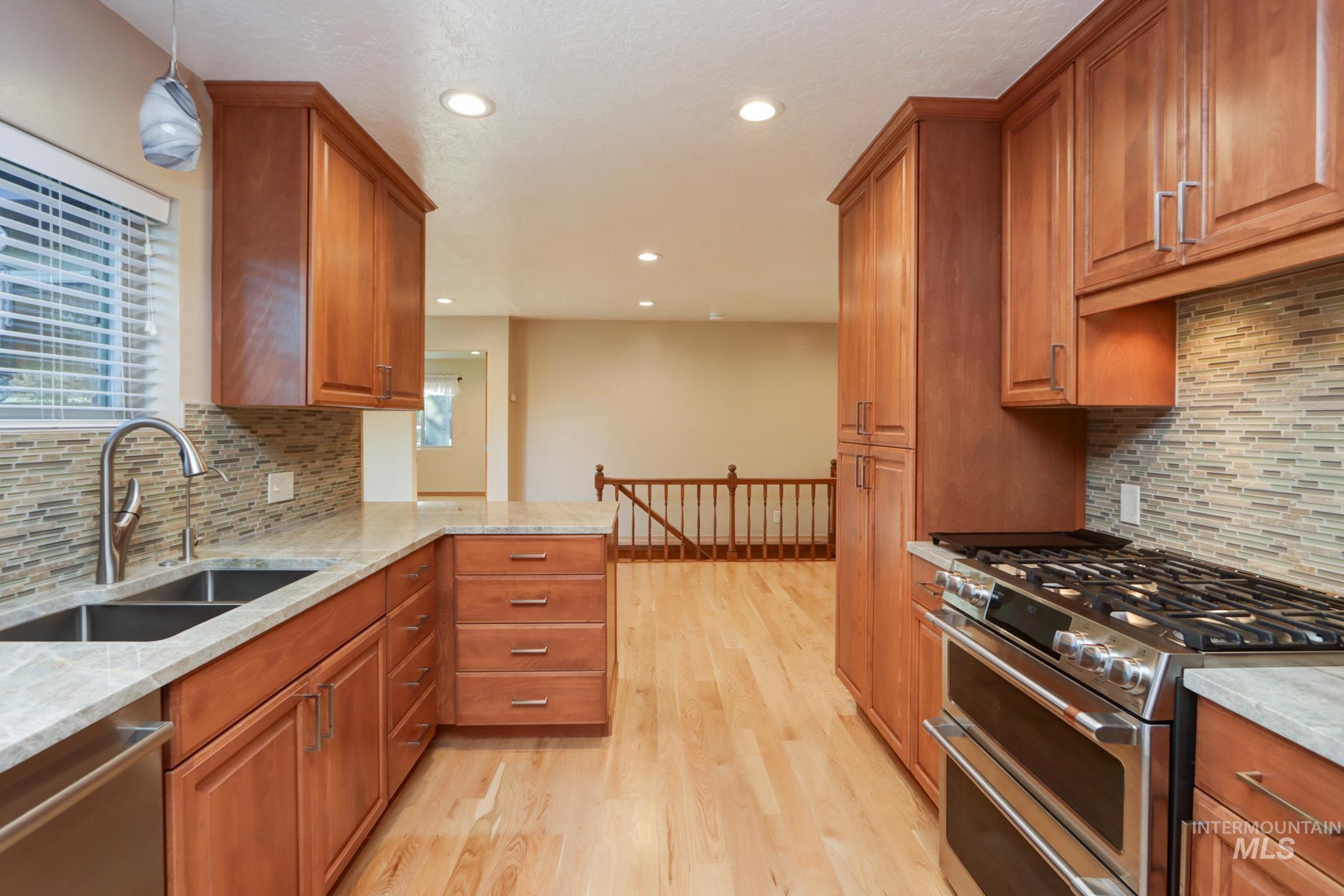 2106 N Cribbens Street, Boise, Idaho 83713, 4 Bedrooms, 3.5 Bathrooms, Residential For Sale, Price $899,000,MLS 98969222