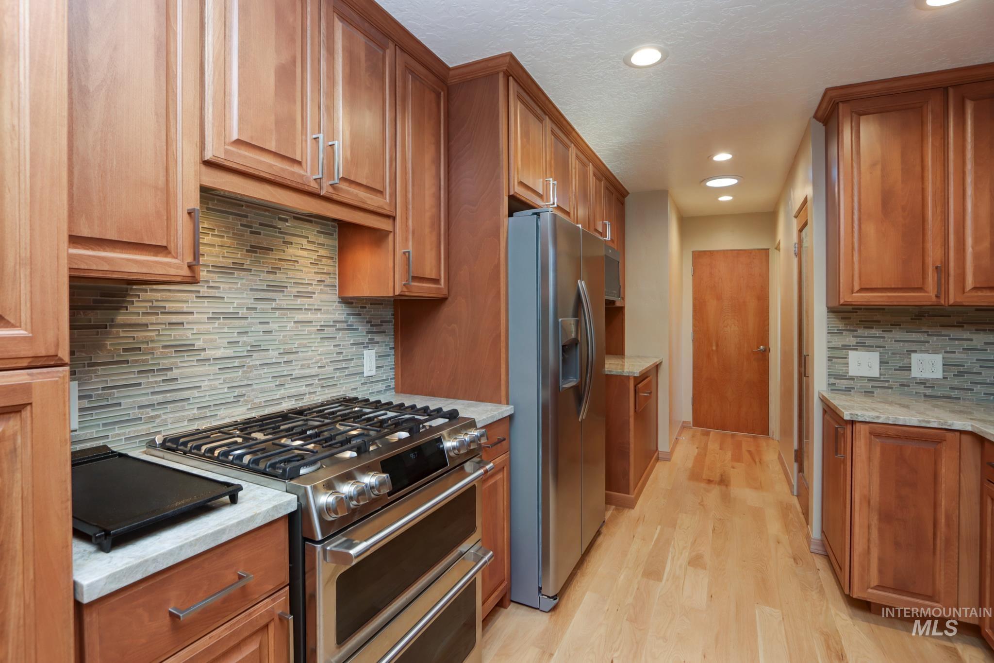 2106 N Cribbens Street, Boise, Idaho 83713, 4 Bedrooms, 3.5 Bathrooms, Residential For Sale, Price $899,000,MLS 98969222