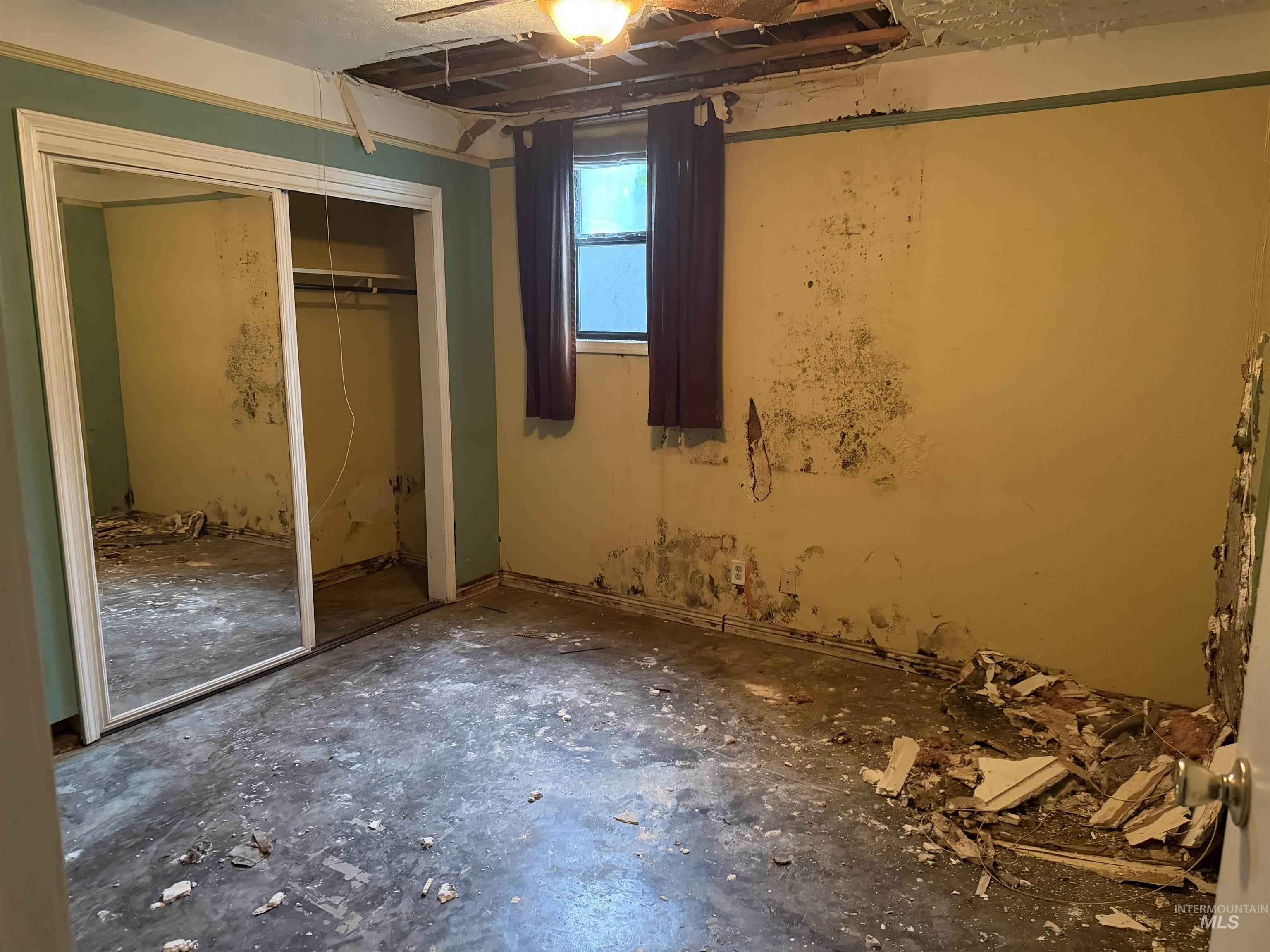 28554 Highway 18, Parma, Idaho 83660, 2 Bedrooms, 1 Bathroom, Residential For Sale, Price $199,900,MLS 98969229