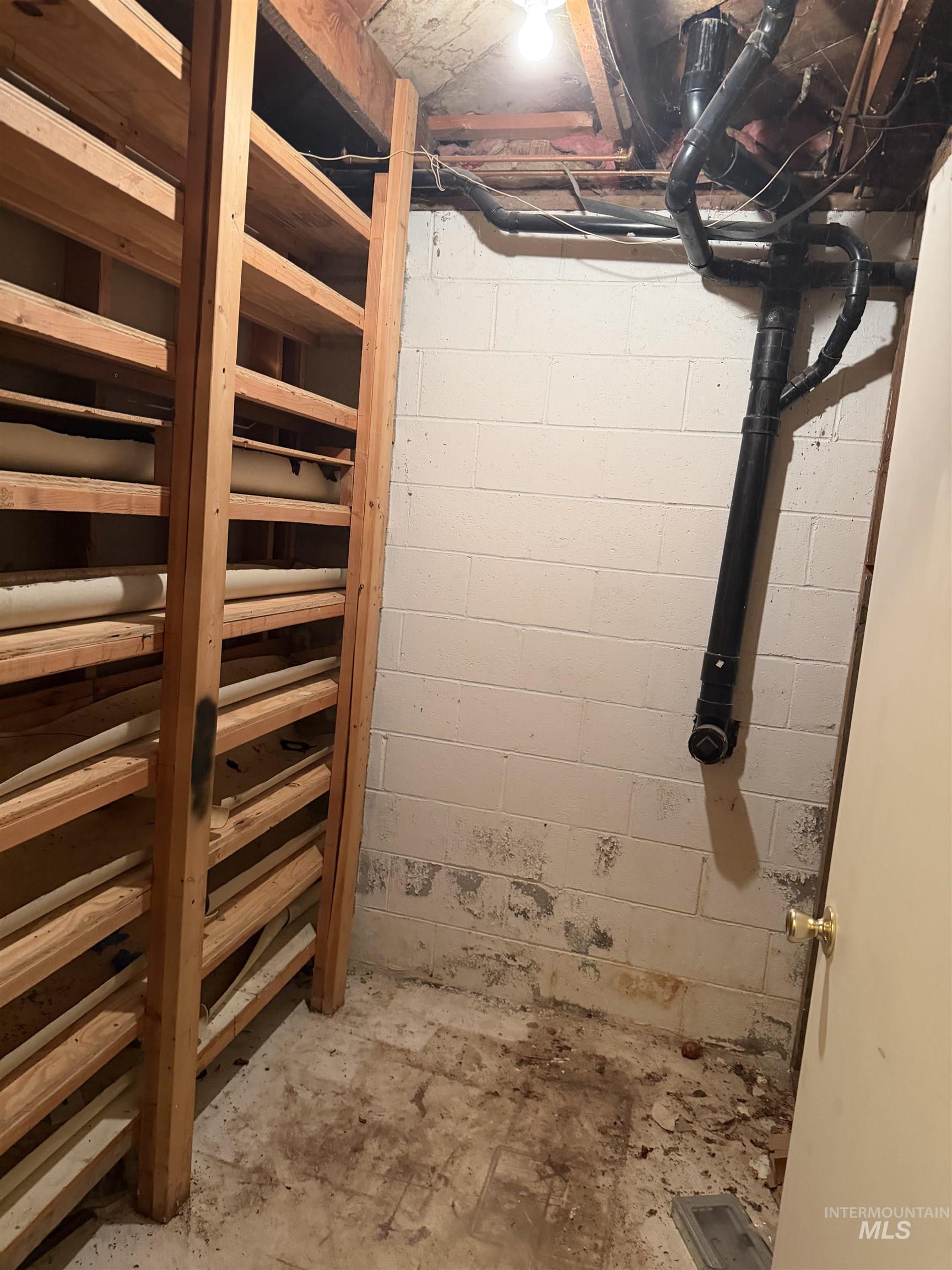 28554 Highway 18, Parma, Idaho 83660, 2 Bedrooms, 1 Bathroom, Residential For Sale, Price $199,900,MLS 98969229