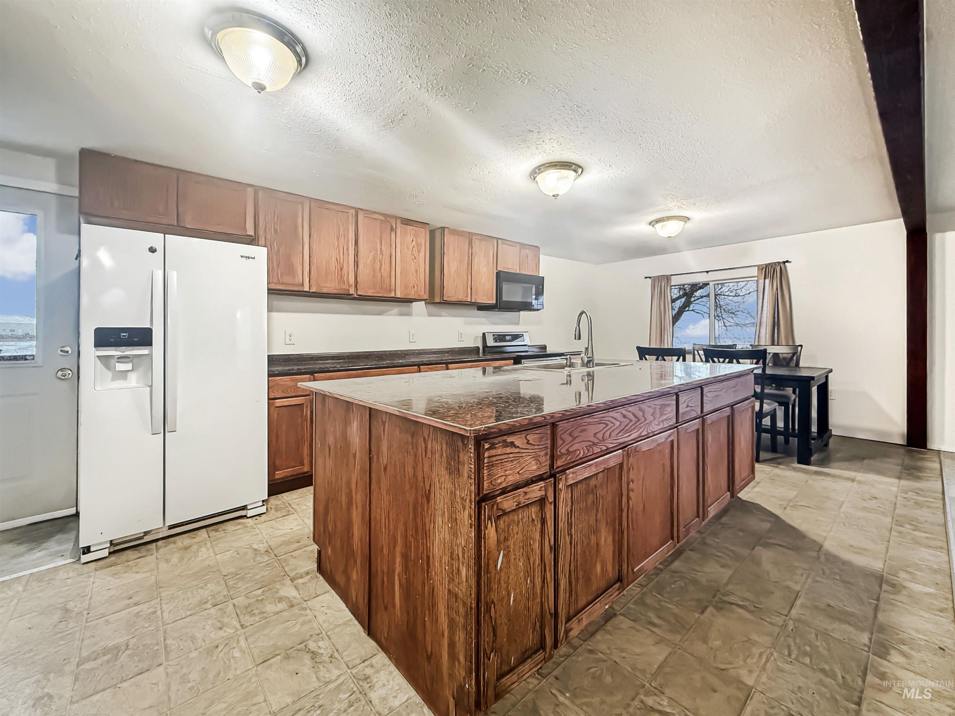 603 W Palouse River Dr. #20R, Moscow, Idaho 83843, 4 Bedrooms, 2 Bathrooms, Residential For Sale, Price $112,000,MLS 98969232