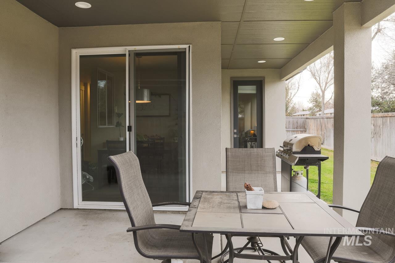 304 E Pennsylvania St., Boise, Idaho 83706, 3 Bedrooms, 2.5 Bathrooms, Residential For Sale, Price $799,000,MLS 98969233