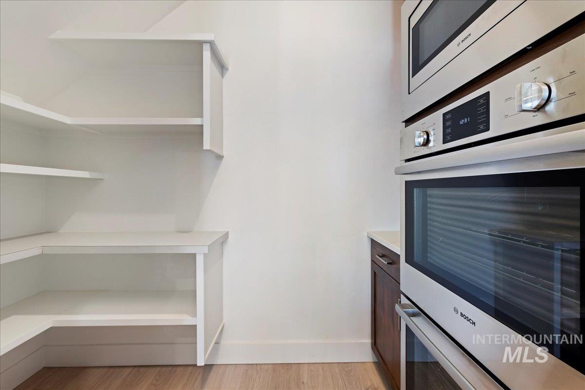 6829 N Valley Breeze Avenue, Meridian, Idaho 83646, 4 Bedrooms, 3.5 Bathrooms, Residential For Sale, Price $874,900,MLS 98969239